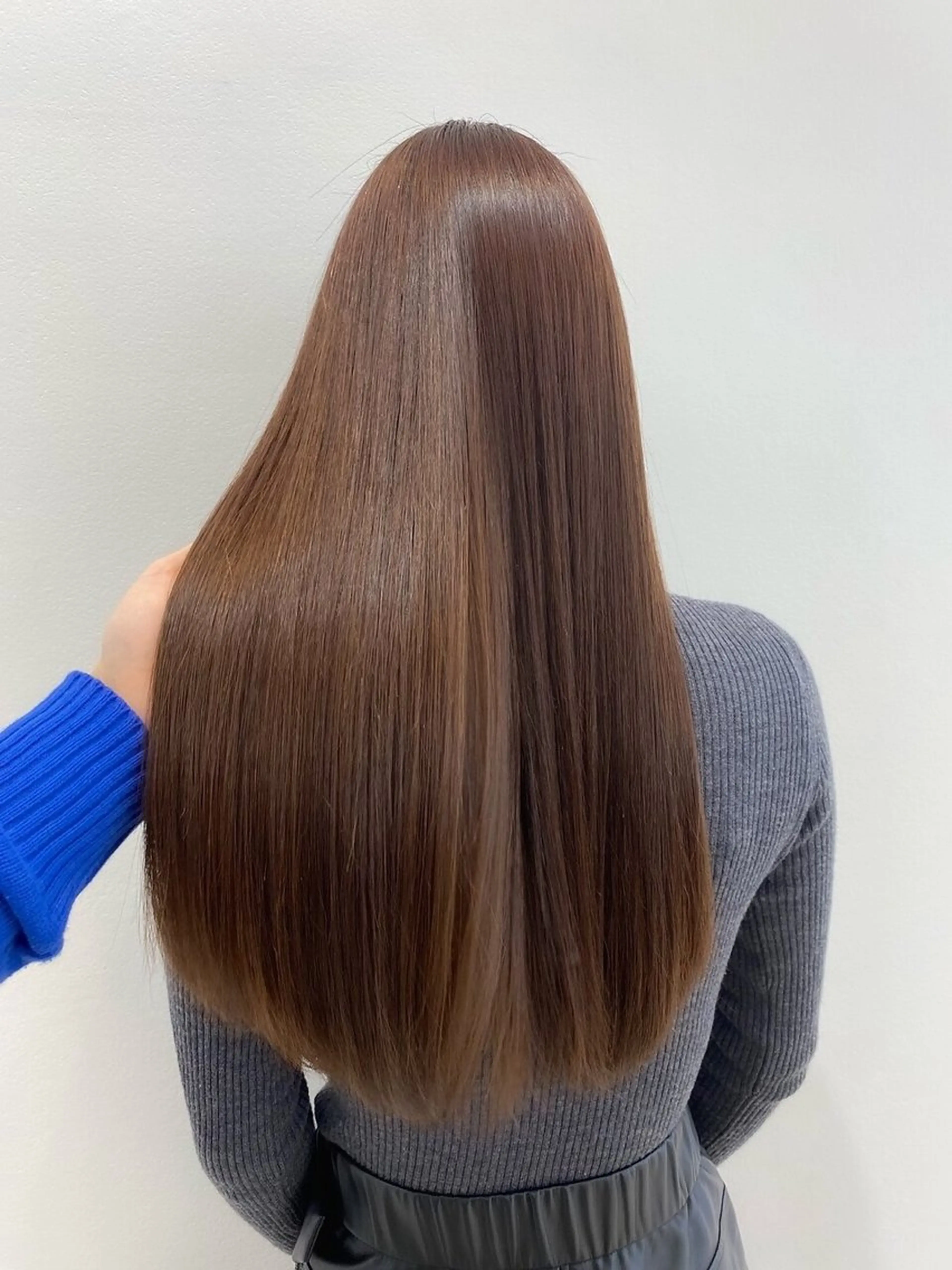 【🍀湿気対策うる艶髪🍀】カット+髪質改善ストレート+うる艶フローディアTR🩵の写真