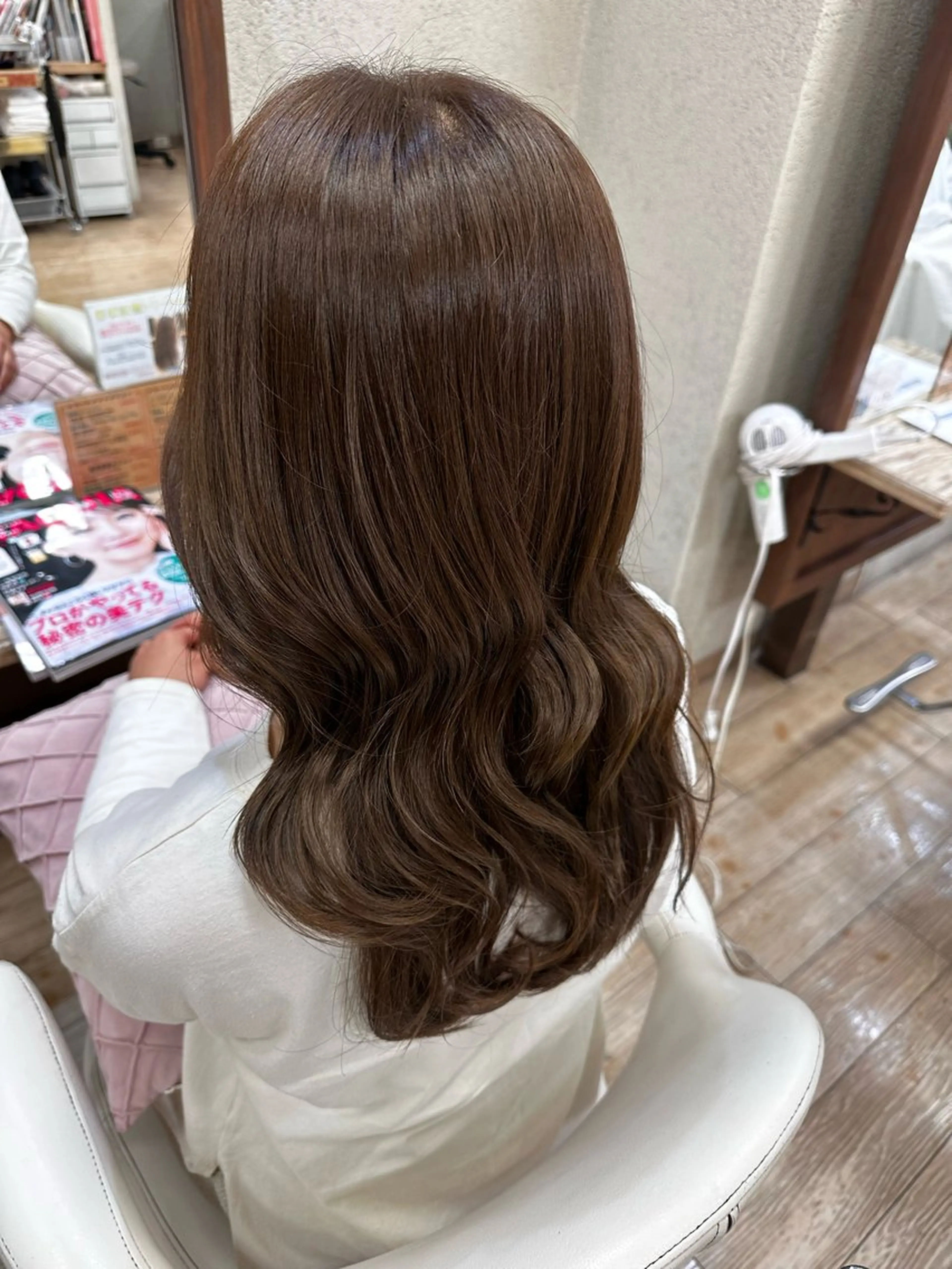 ロング カラー ベージュカラー ブラウンカラー ブラウンベージュ ヘアカラー トリートメント 阿部 美咲のヘアスタイル