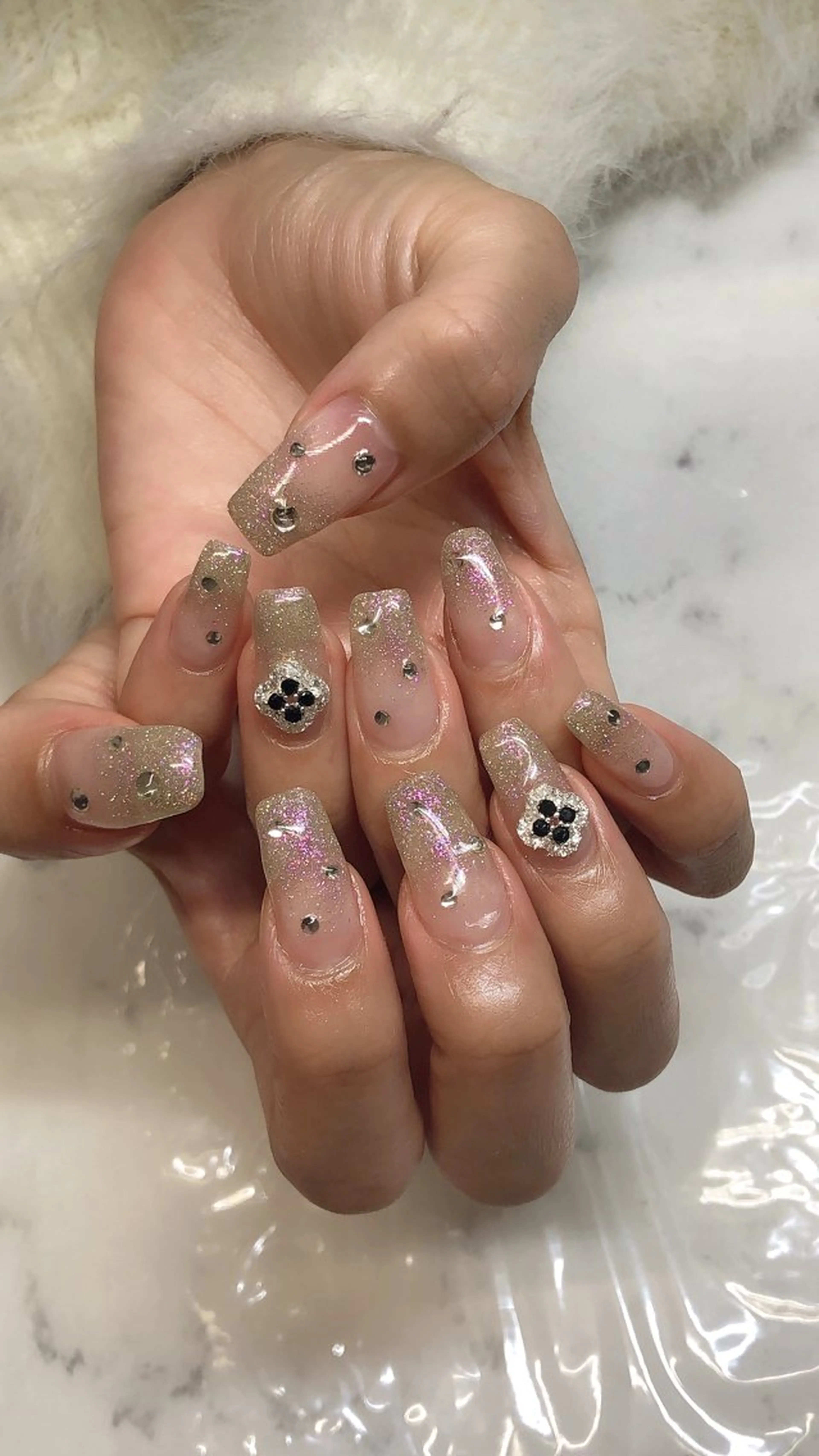 ネイル 💎Guarendo💎錦糸町店所属・✨アン ミユ✨のネイルデザイン