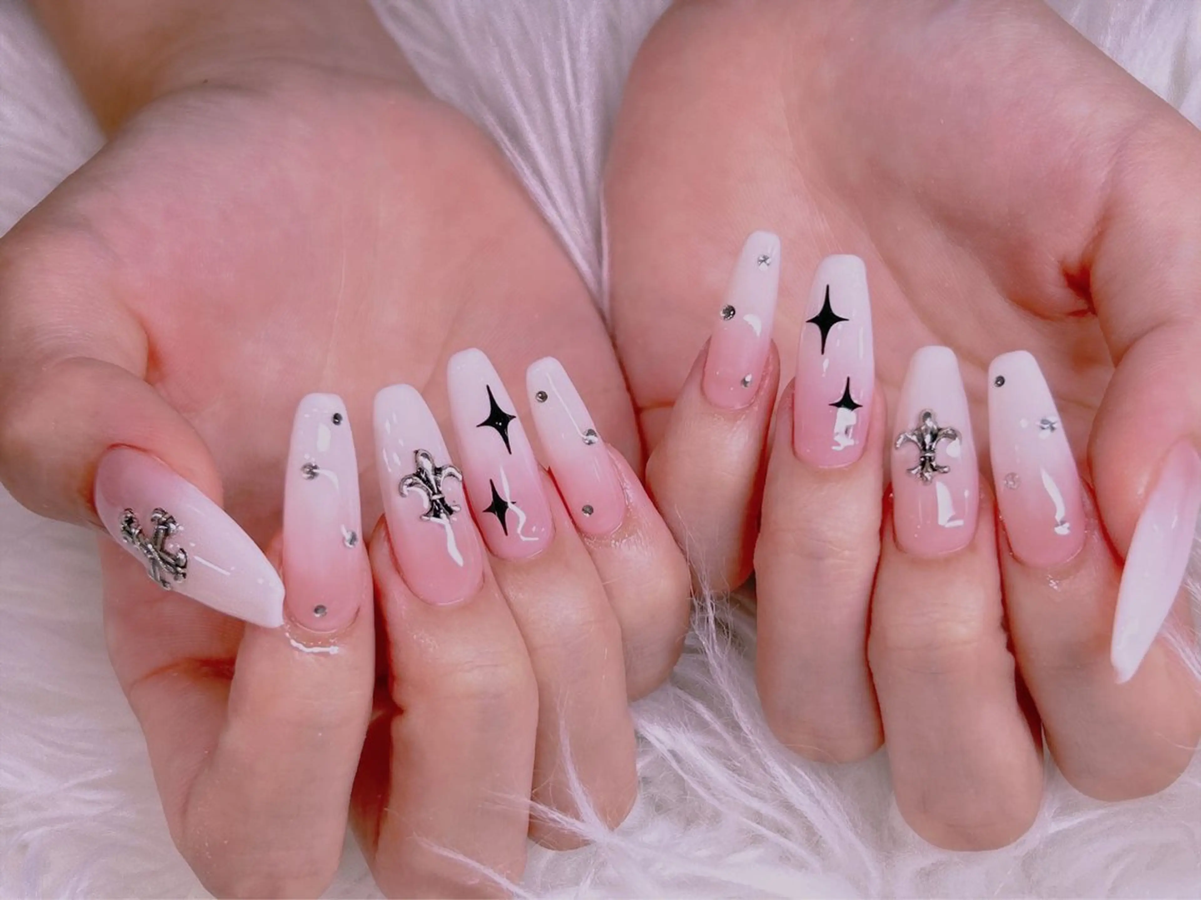 ネイル 美爪パラジェル導入店 Sunnilyのネイルデザイン