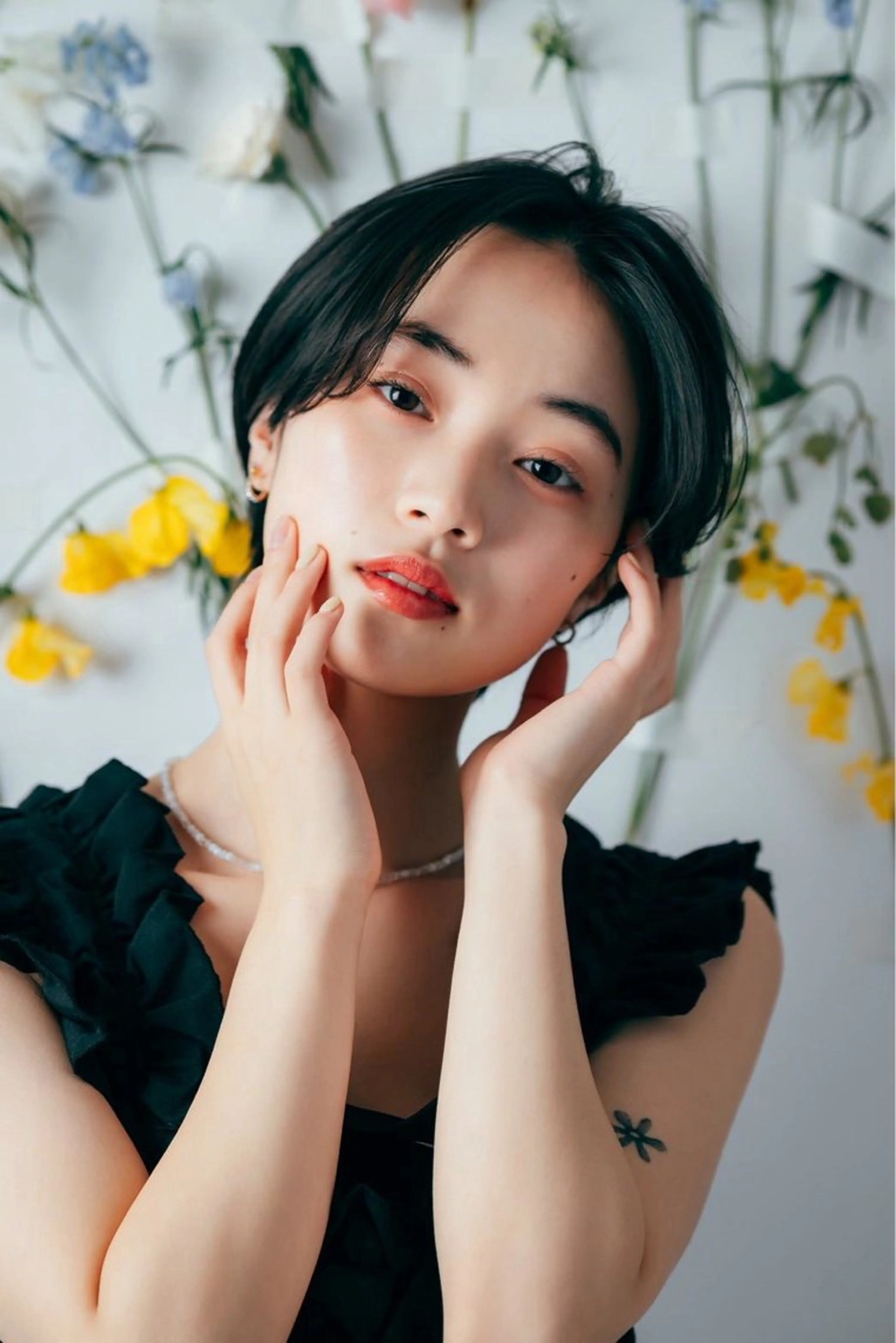 ショート カット トリートメント 🧸くびれヘア 🧸山形紗奈のヘアスタイル