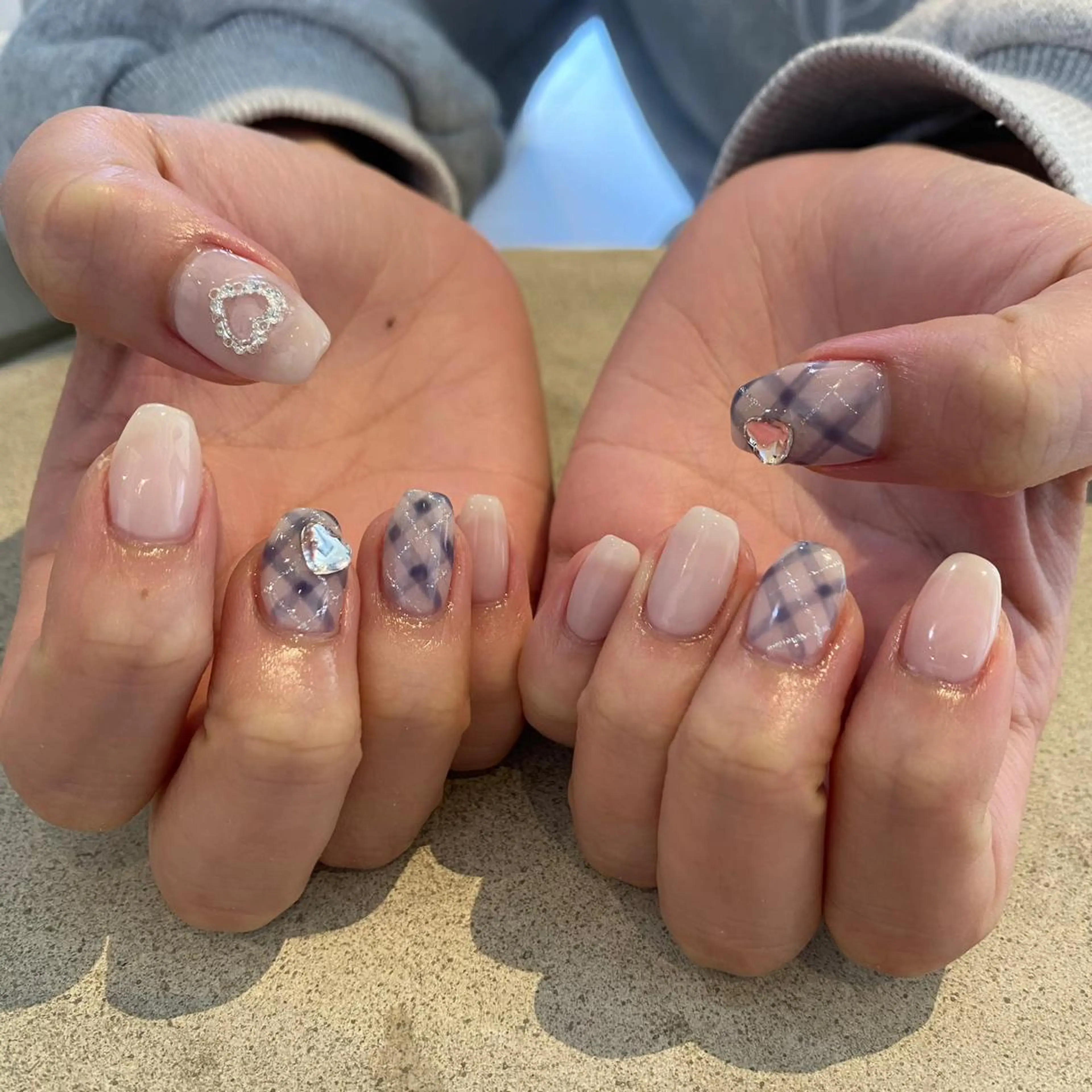 ネイル 【LILY】 ainaのネイルデザイン