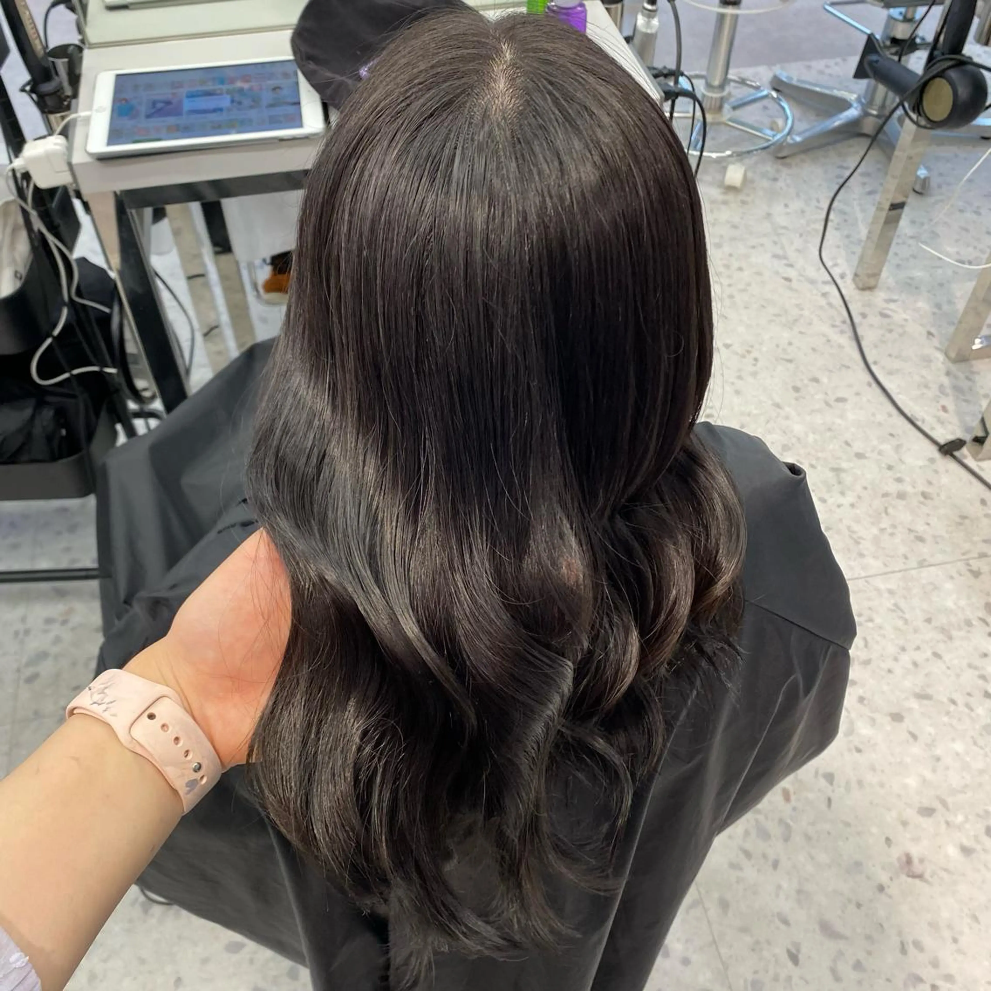 セミロング カラー グレージュ パープルカラー パープルグレージュ 渋谷韓国ヘア🇰🇷 SAYAKA🩶ᩚのヘアスタイル