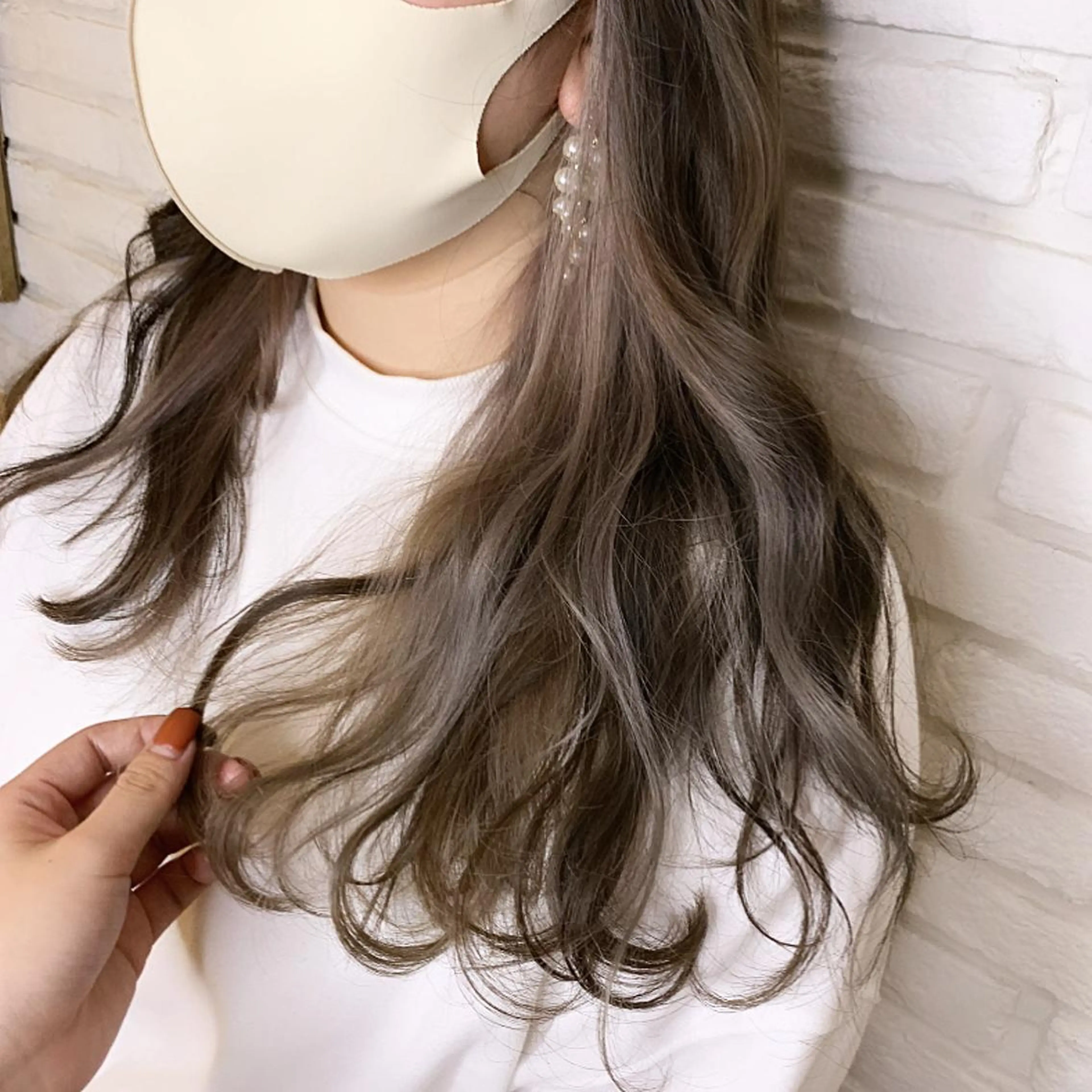 ロング ヘアカラー 大泉 美久のヘアスタイル