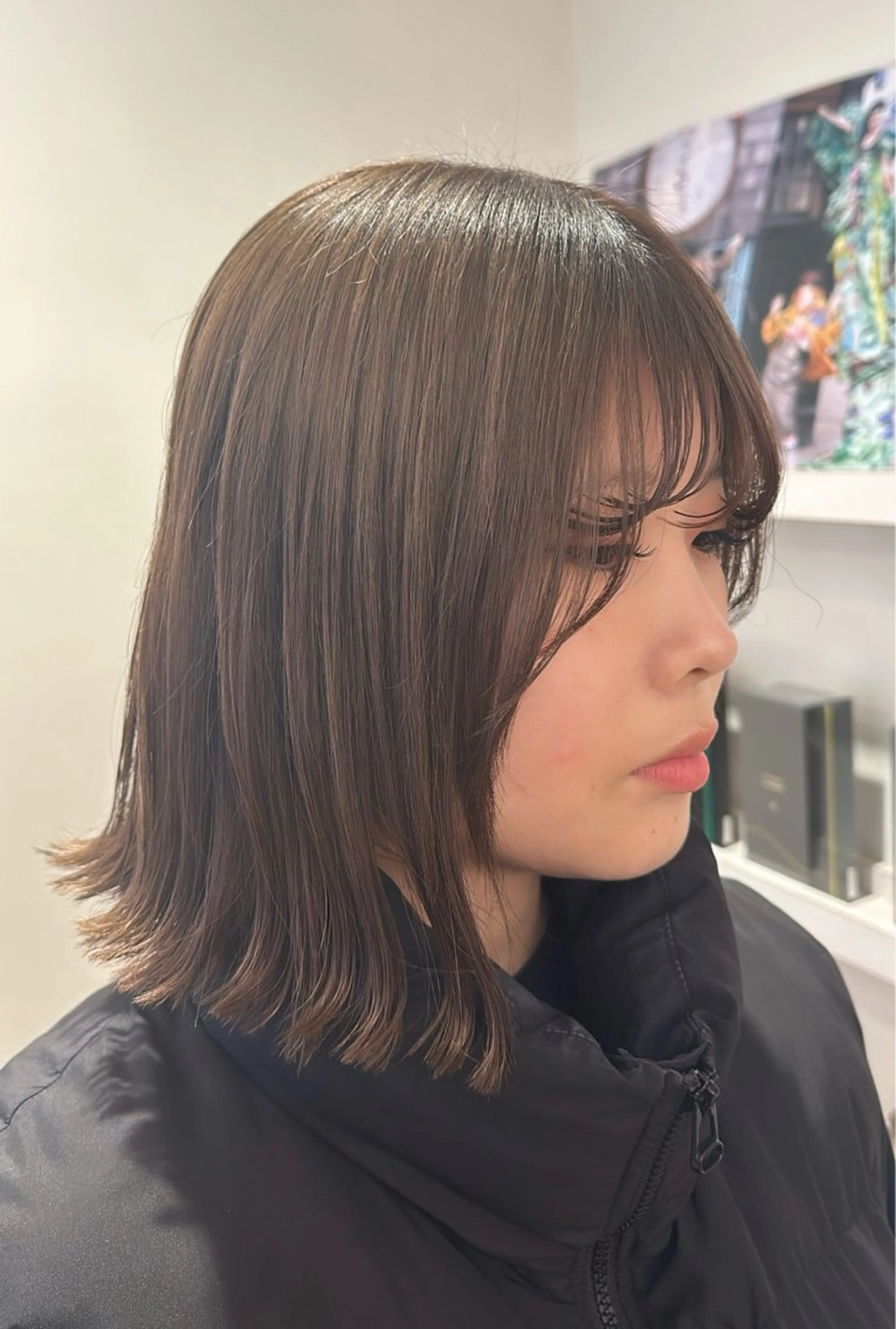 ミディアム 外ハネヘア カット ヘアカラー 髪質改善／縮毛矯正 👑水町幸基のヘアスタイル