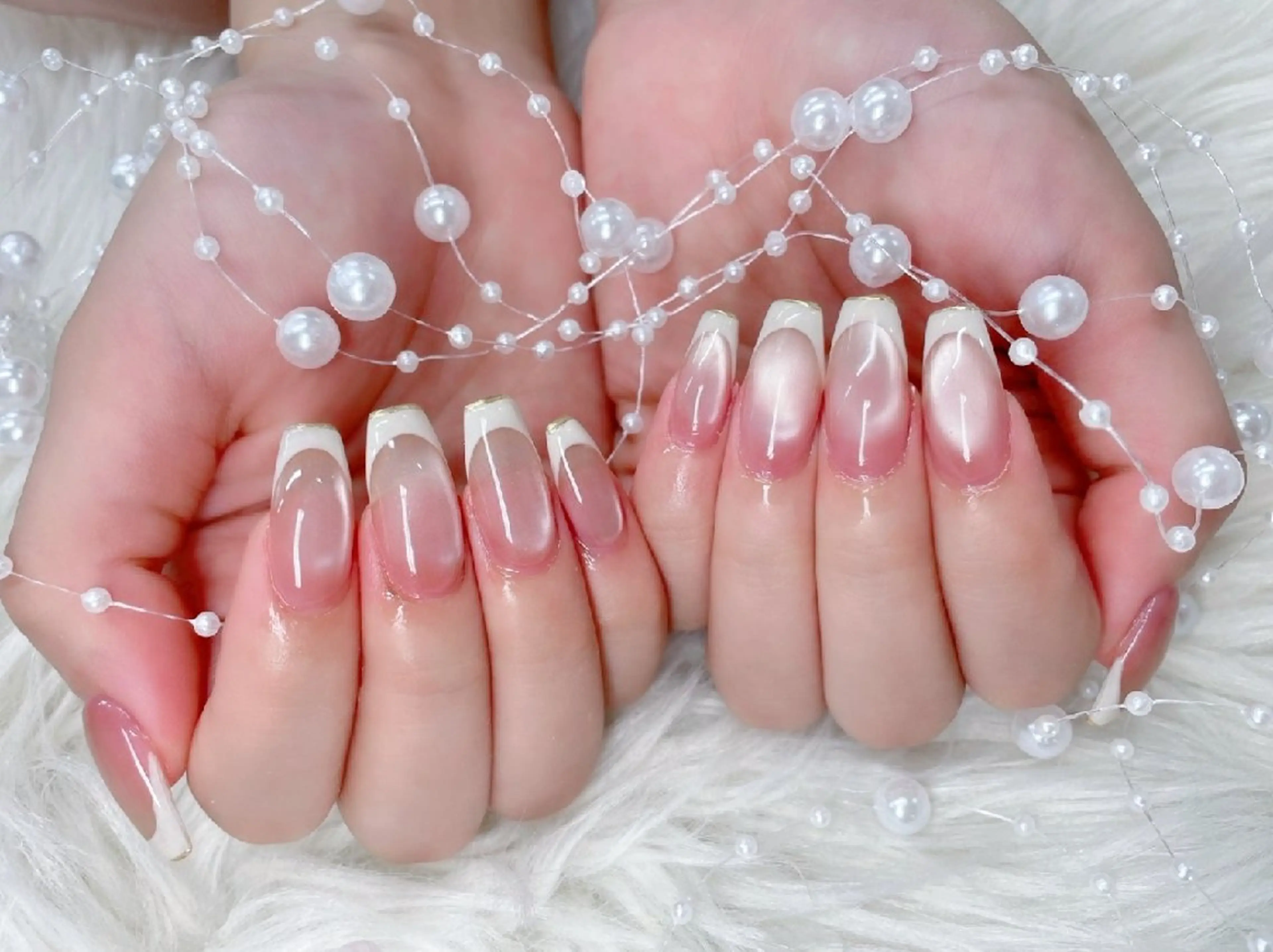 ネイル 長さ出し フラッシュネイル フレンチネイル キラキラネイル ラメ(グリッター) Chouette Nailのネイルデザイン