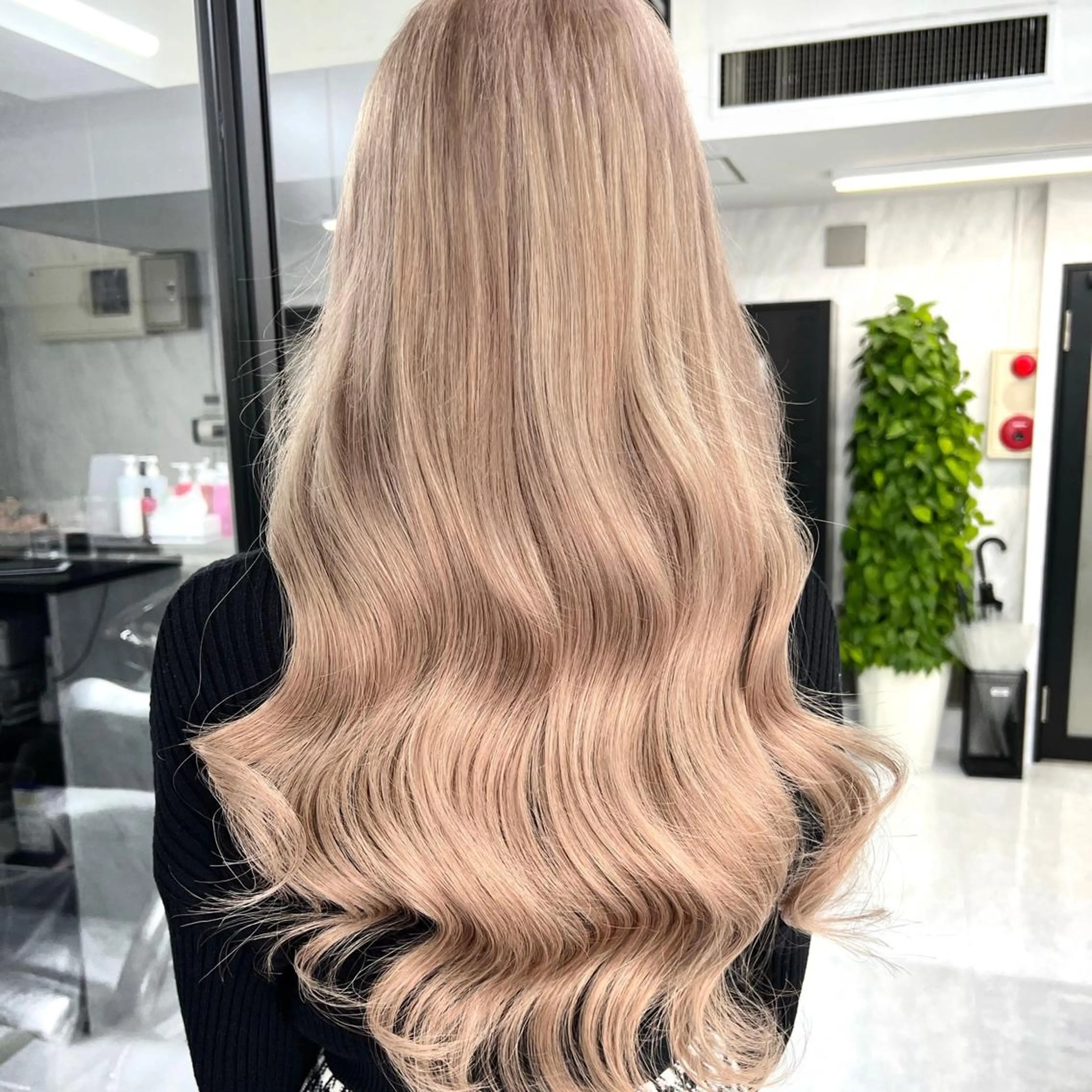 ロング キッズ シールエクステ エクステ エクステ シールエクステ特化 ハイトーン、NANAのヘアスタイル