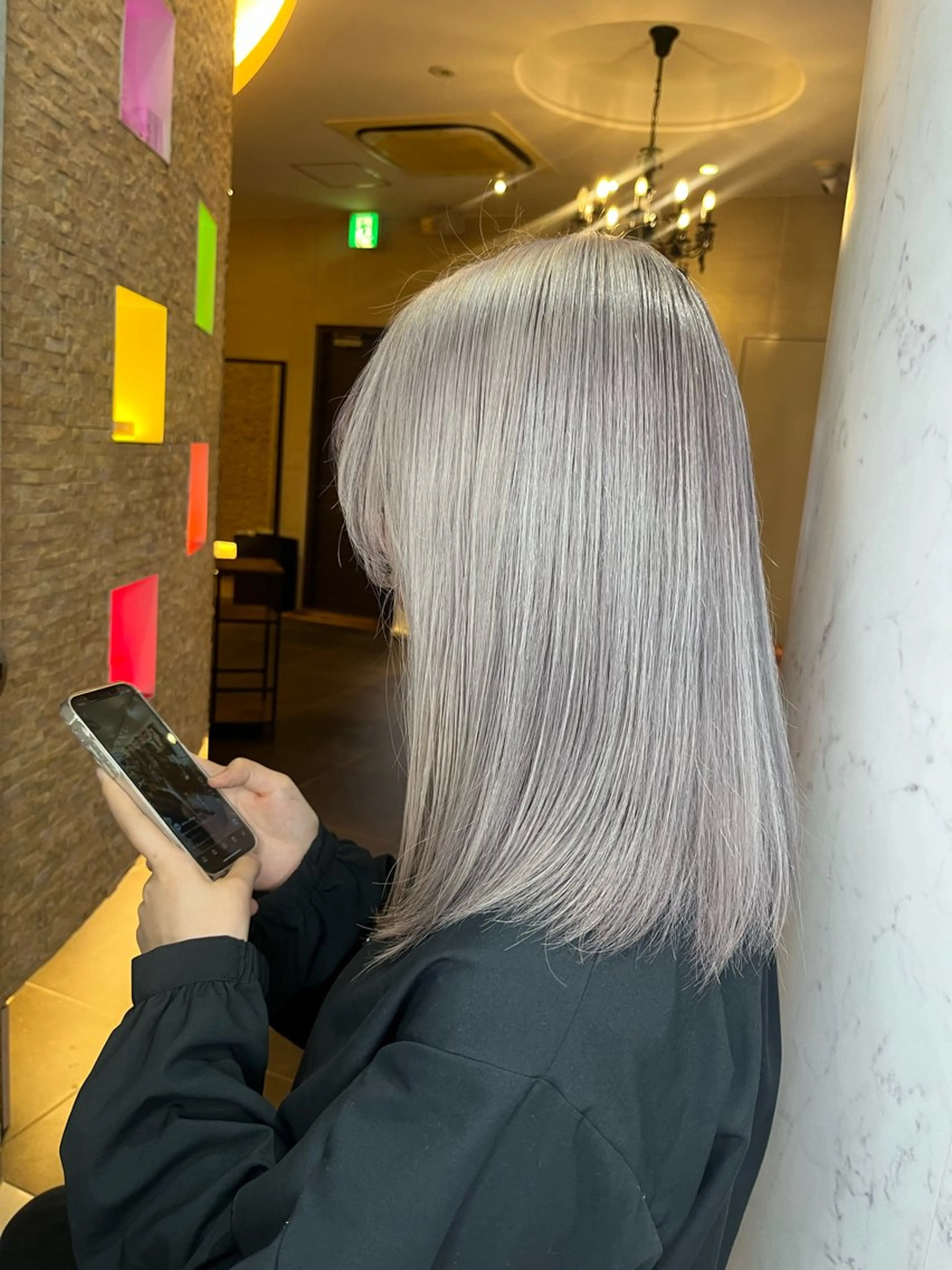 カラー 透明感カラー✨🩵 韓国ヘアkanatoのヘアスタイル