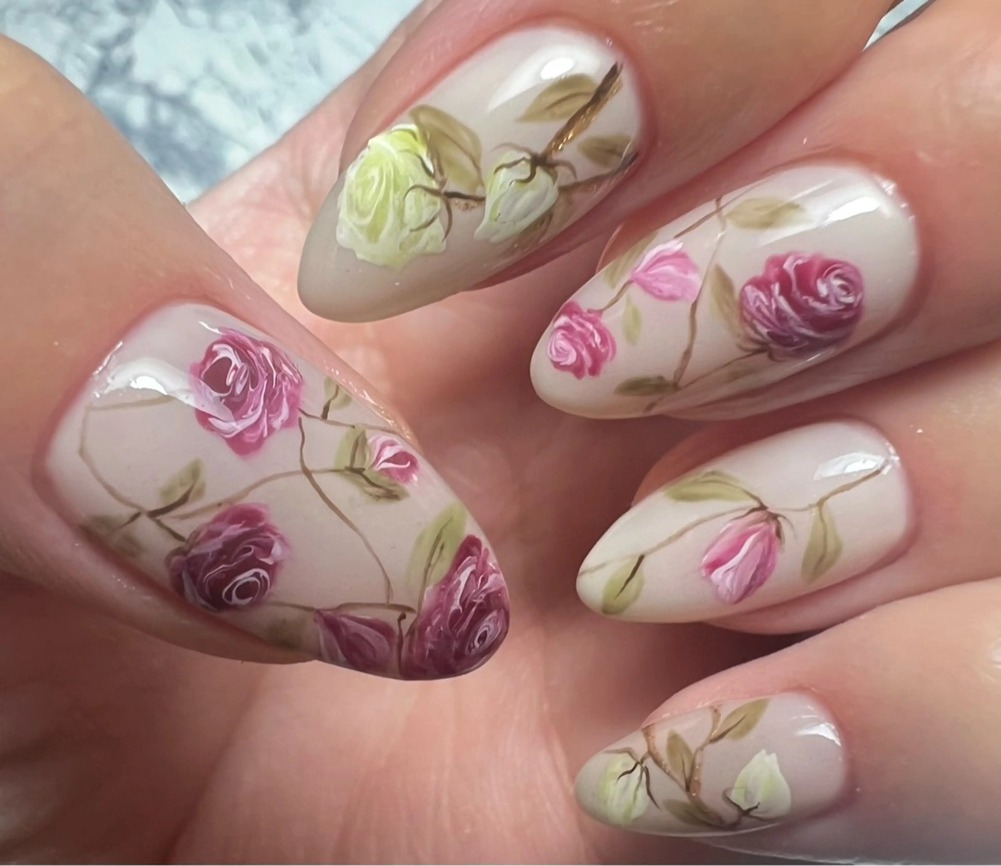 ネイル Blessed:N ブレストのネイルデザイン