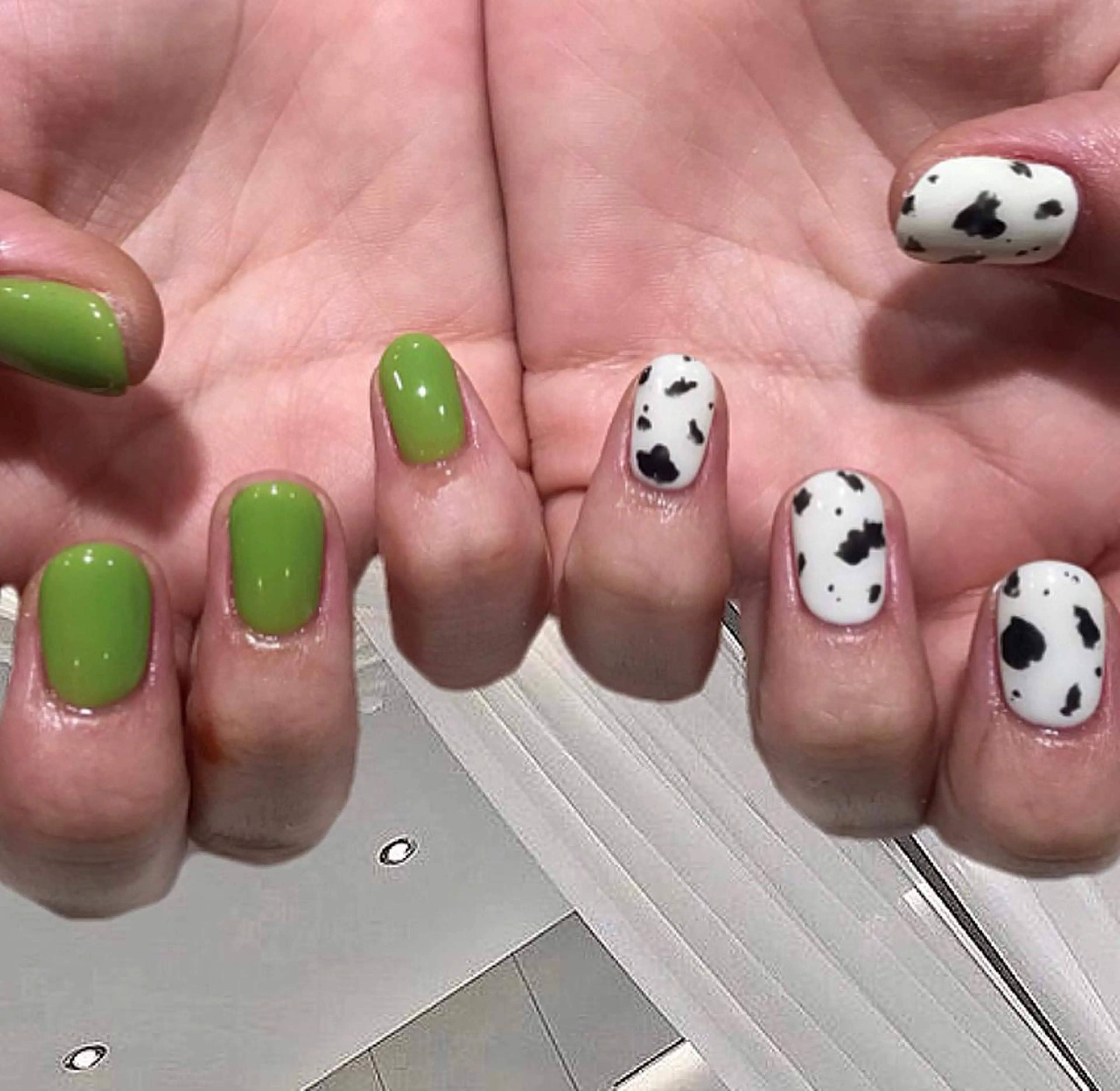 ネイル ワンカラーネイル オレンジ ピンク sharesalon    room59所属・nozomi 🌙のネイルデザイン