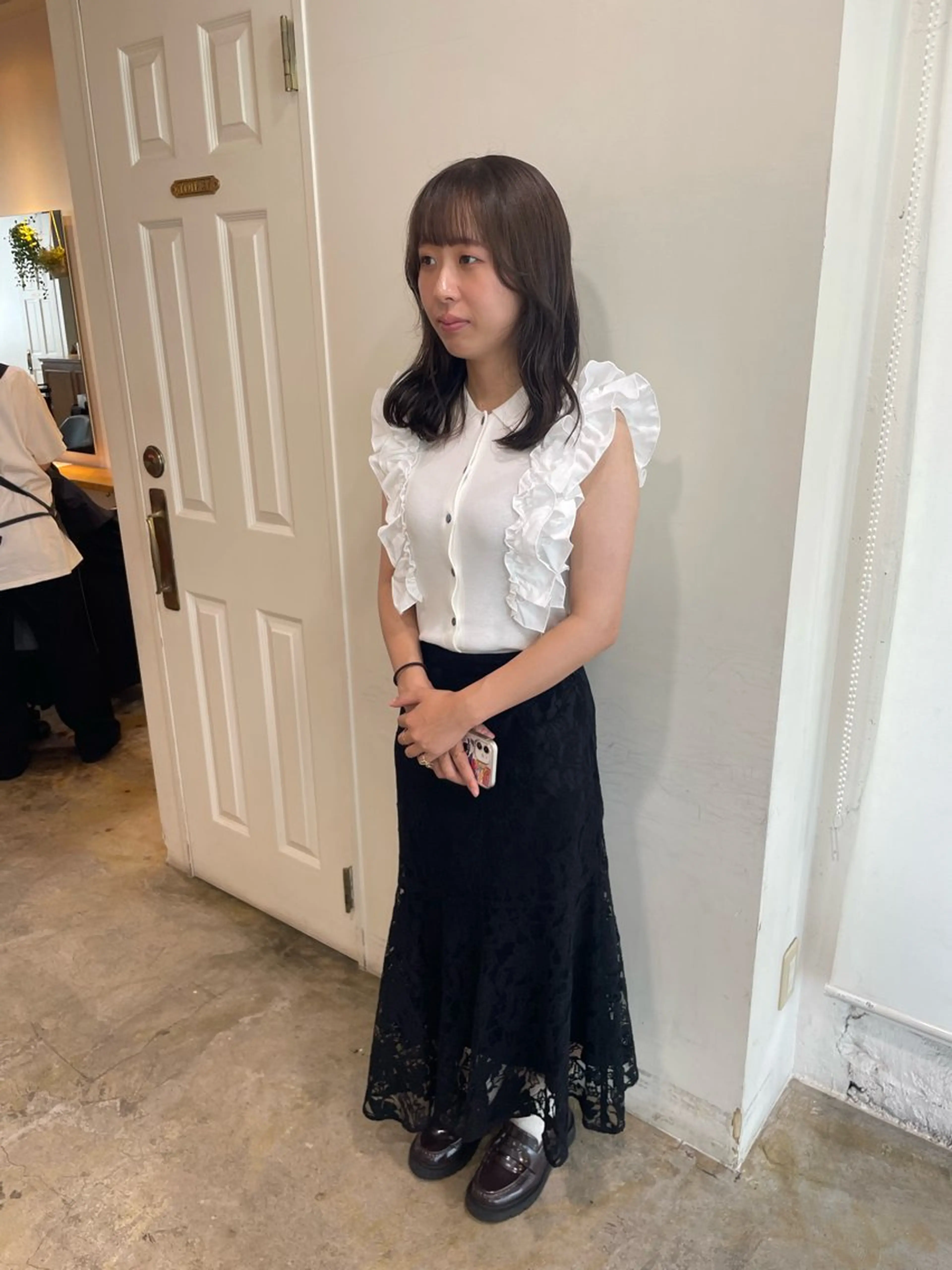 ミディアム カラー グレージュ オリーブグレージュ オリーブグレー カット ヘアカラー トリートメント MIOベージュカラー 柔らかいカラーのヘアスタイル