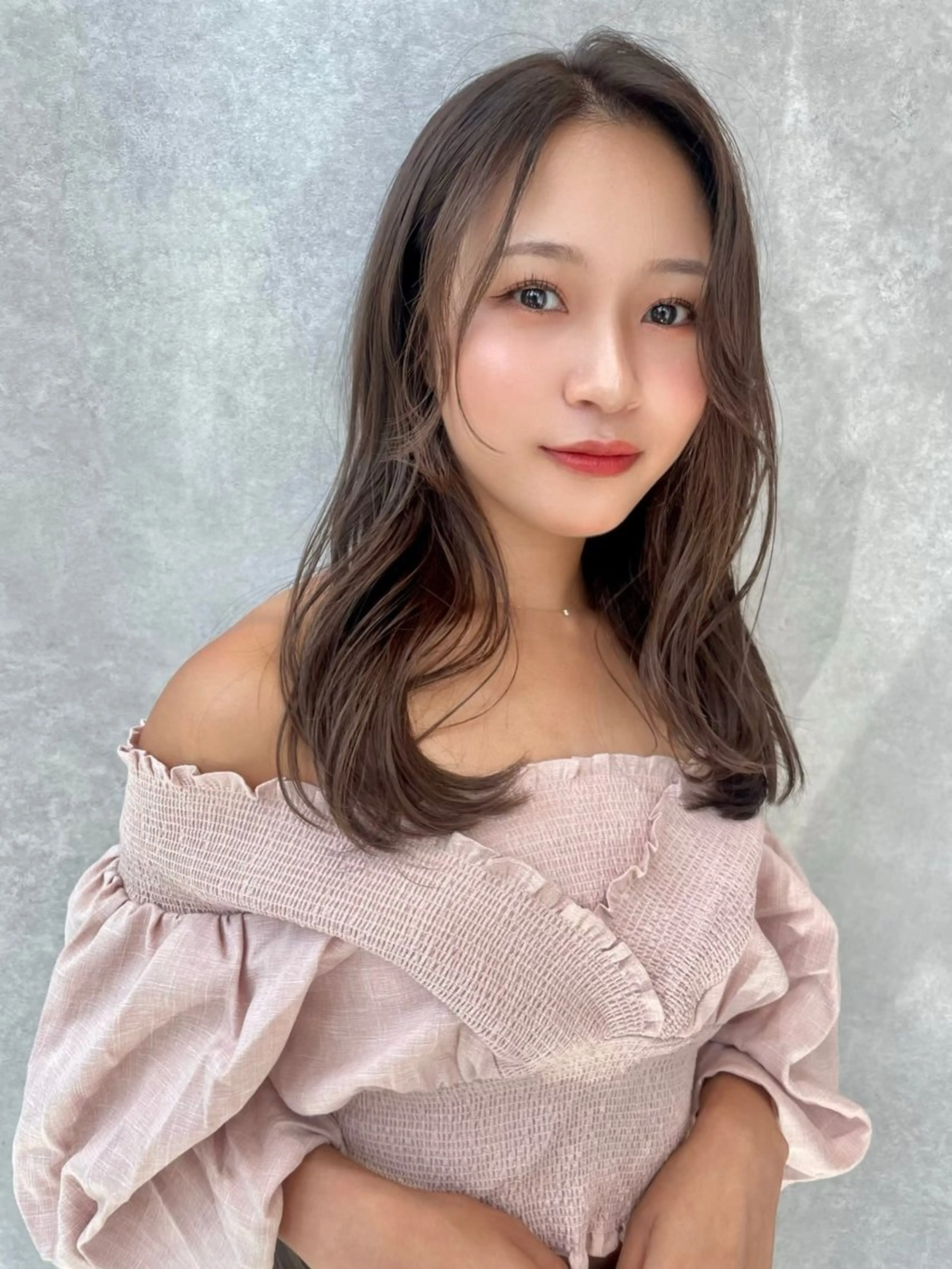 ロング カラー ヘアアレンジ 顔周りカット 韓国風ヘア レイヤーカット 小顔カット ✨レイヤー/ 透明感カラー✨冨永剛のヘアスタイル