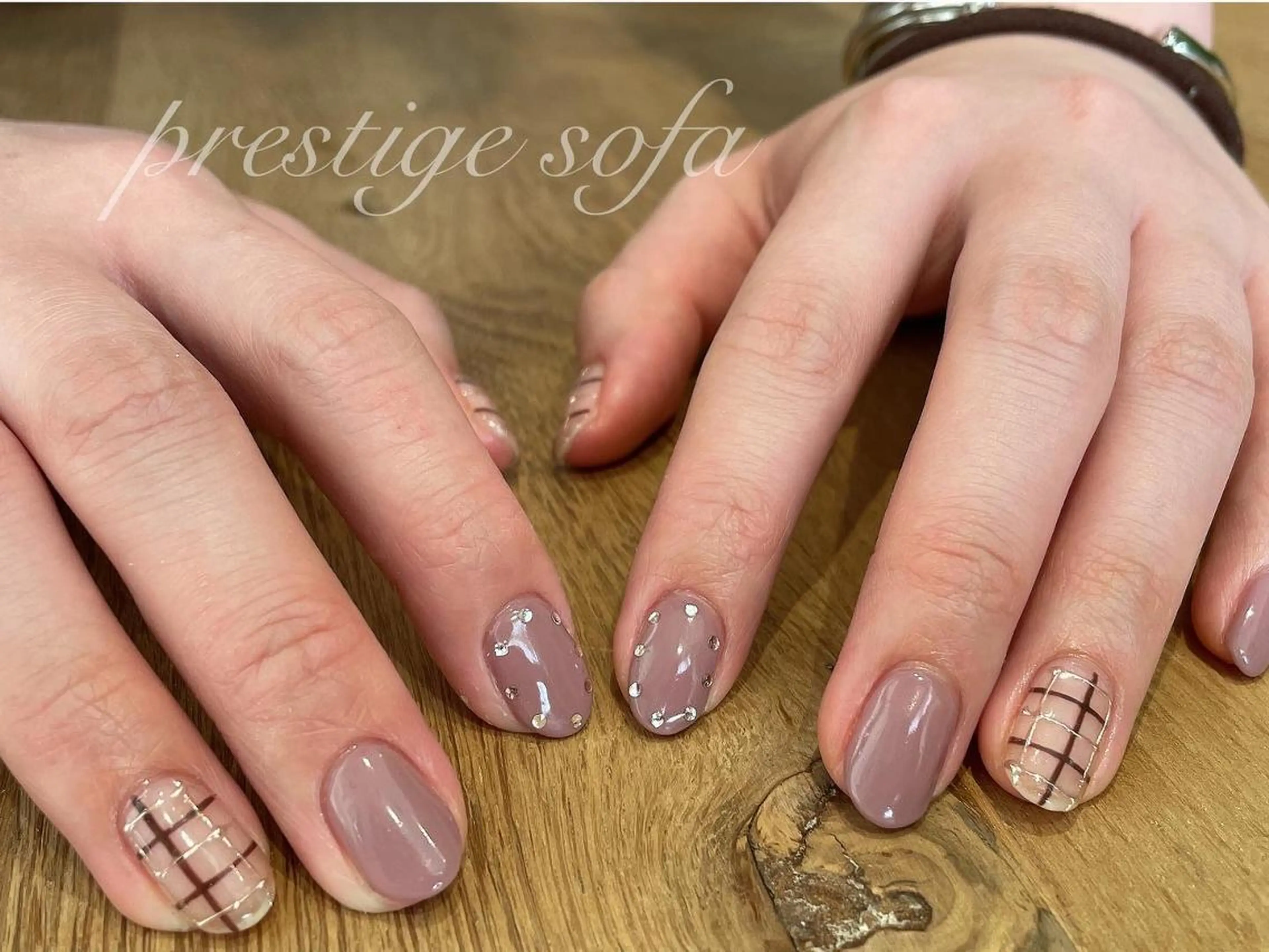 ネイル マツエク・マツパ まつげパーマ ボリュームラッシュ ジェルネイル ニュアンスネイル パラジェル 髙橋 敦子のマツエク・マツパデザイン