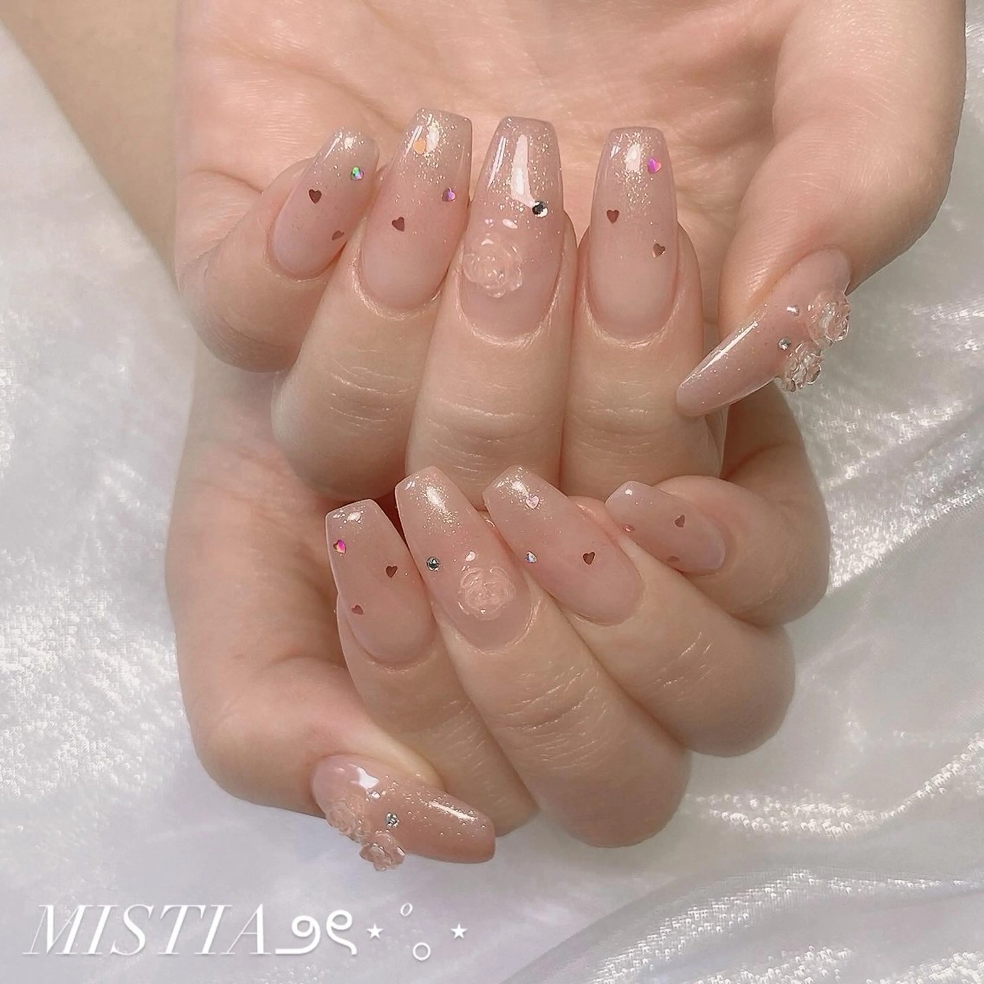 ネイル ハート nail salon MISTIAのネイルデザイン