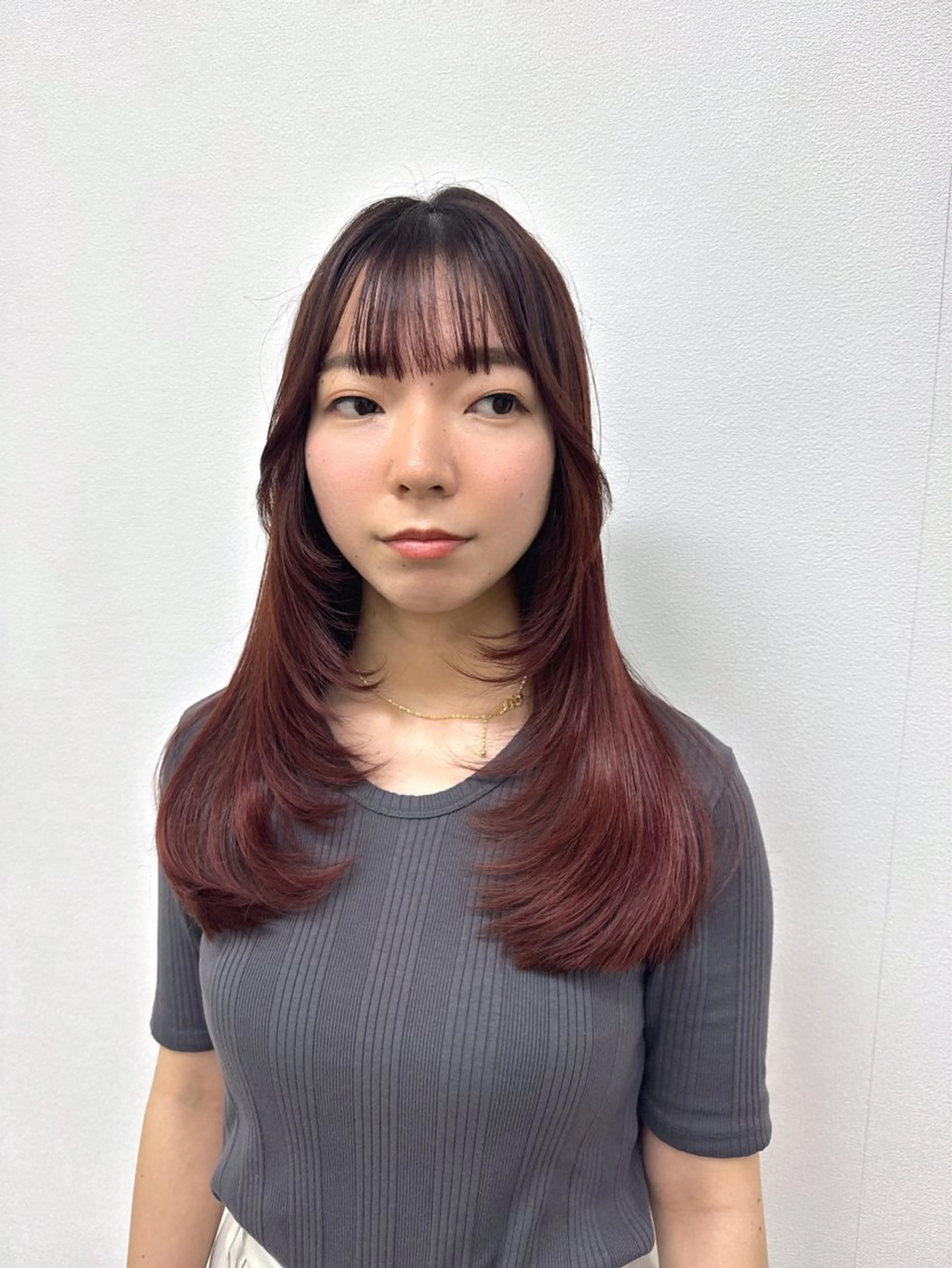 ロング カラー ヘアアレンジ レッドカラー 髪質改善 韓国風ヘア レイヤーカット 縮毛矯正 カット ヘアカラー トリートメント 酸性縮毛矯正🧴韓国 レイヤー/髪質改善のヘアスタイル