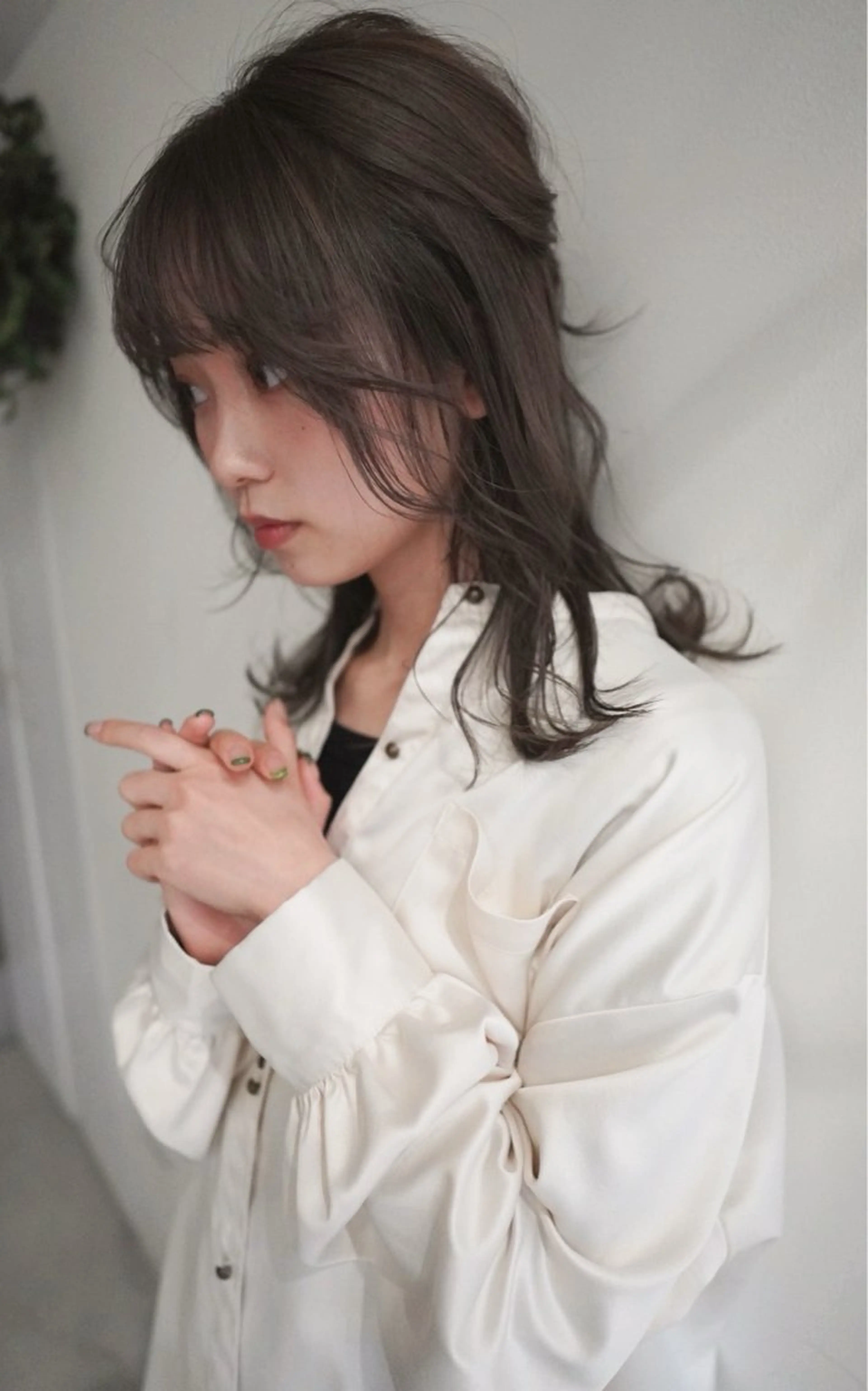 ミディアム カラー カット ヘアカラー 💛🤍U too e’s 鎌倉🧸のヘアスタイル