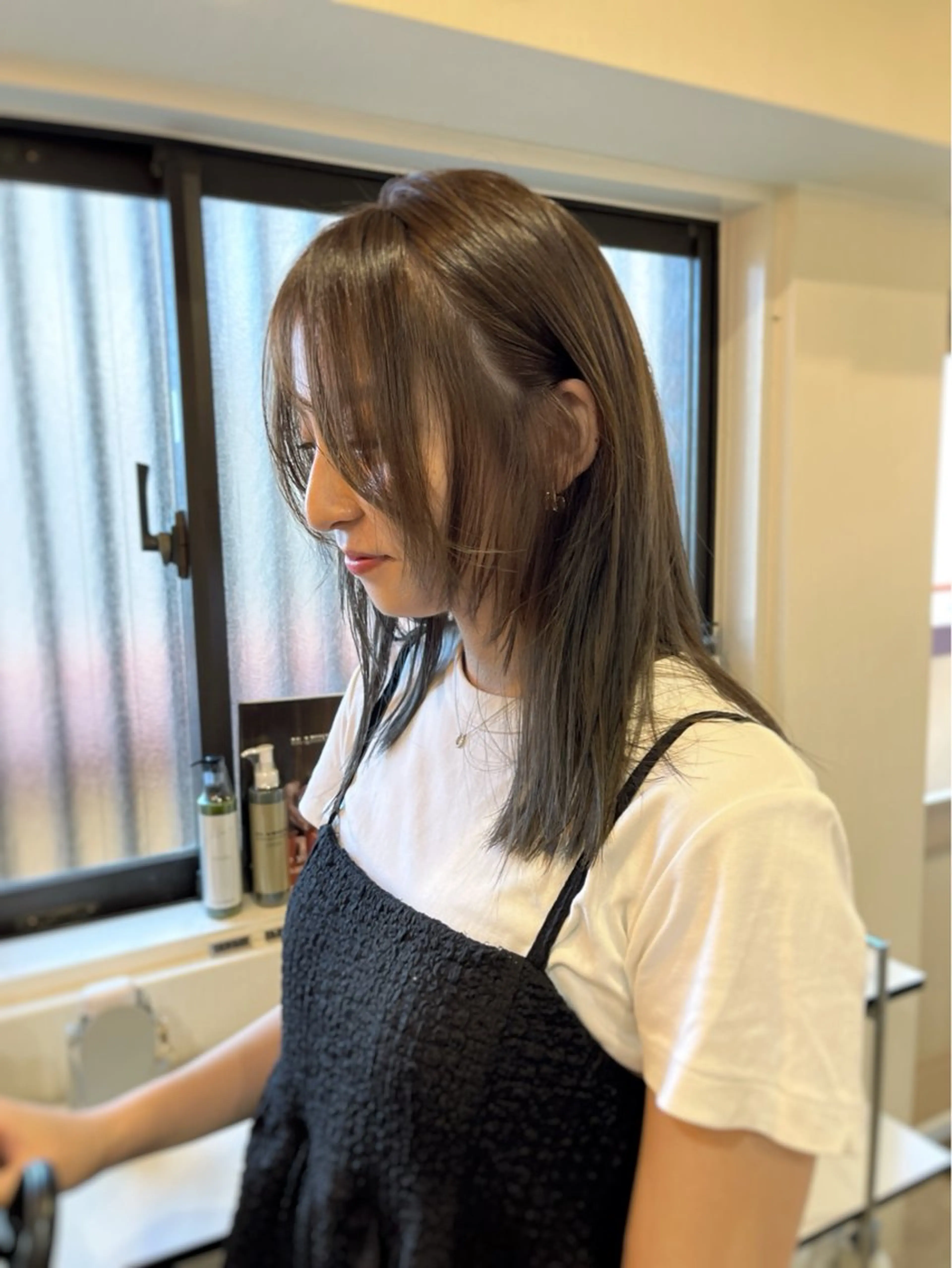 セミロング カラー 下石怜子/レイヤー/ 透明感カラーのヘアスタイル