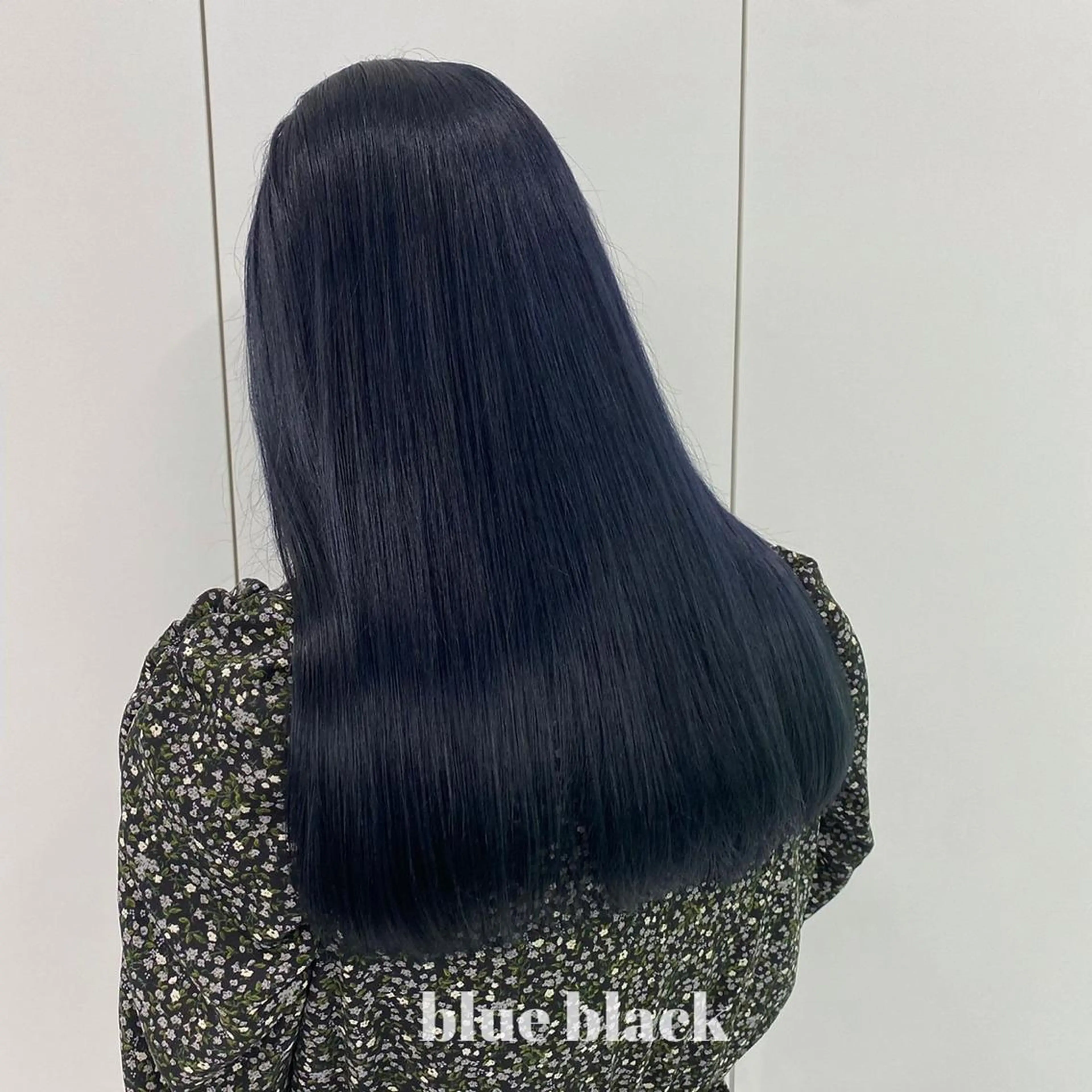 ロング 𝘳𝘺𝘰𝘬𝘢 髪質改善／ブリーチのヘアスタイル