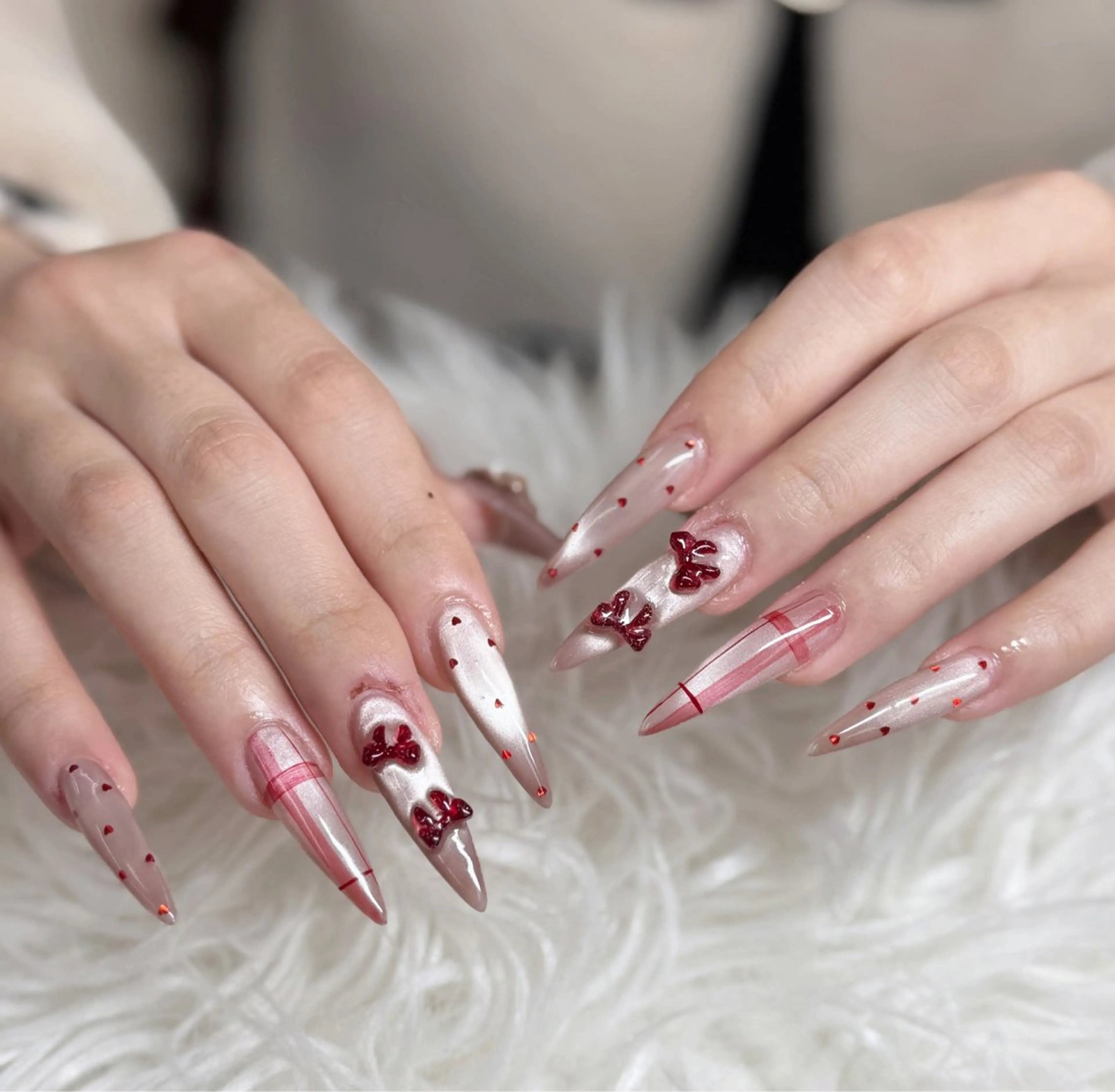 ネイル ハンドネイル ミン ゴテゴテネイルのネイルデザイン