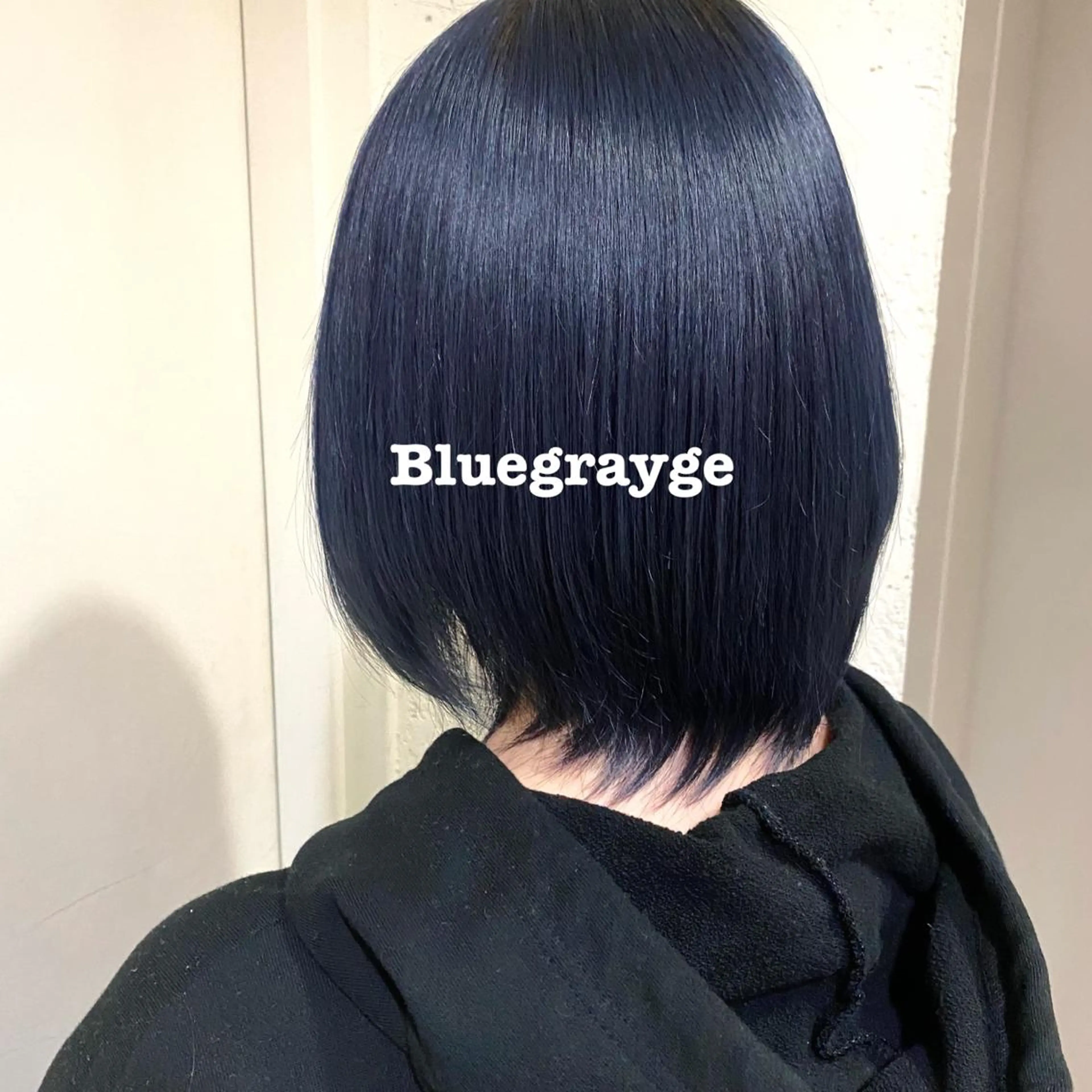 セミロング カラー ブリーチ ブルーカラー ブルーグレー ハイトーンカラー 🍬Rinka🍬のヘアスタイル