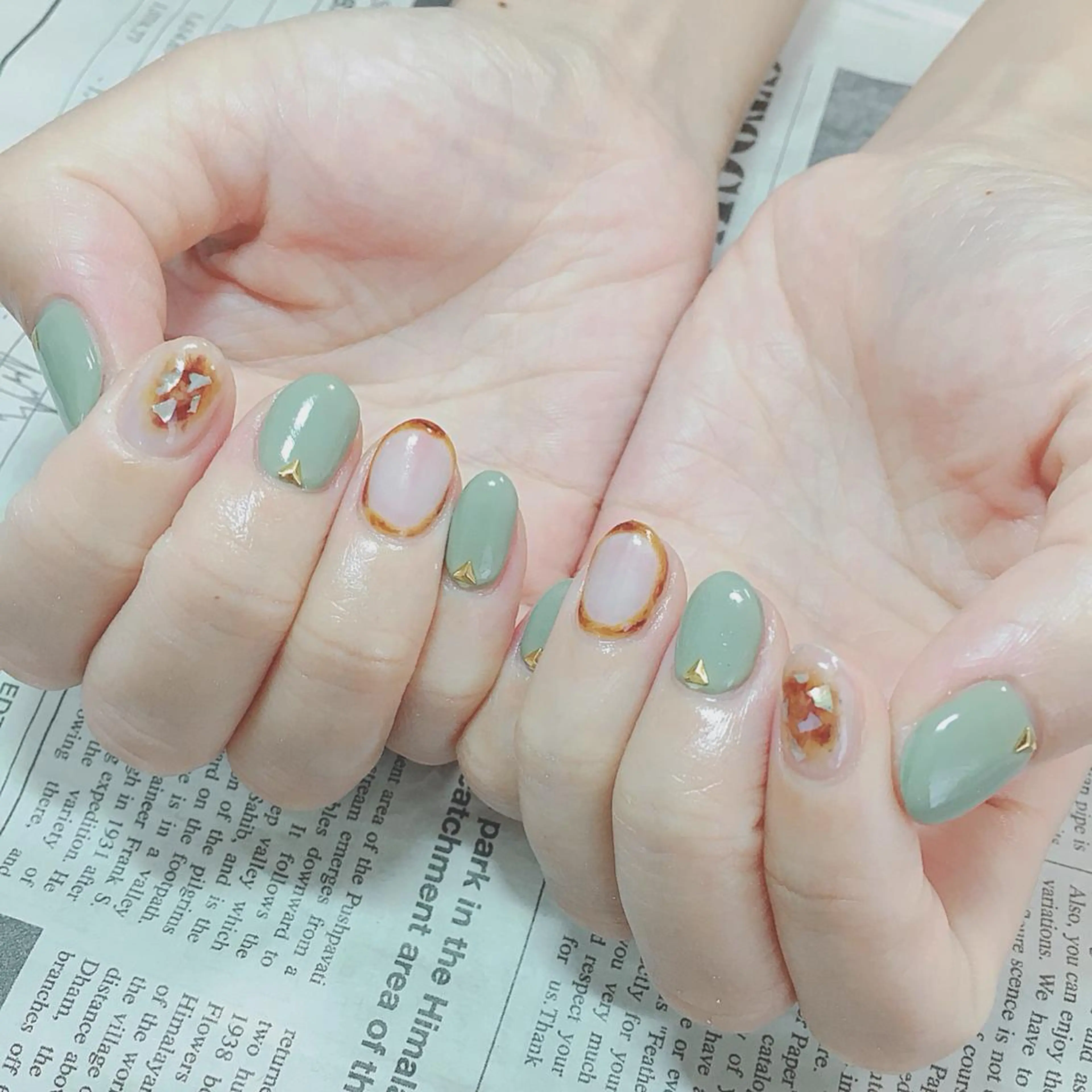 ネイル ハンドネイル ハンドケア 森山 舞のネイルデザイン