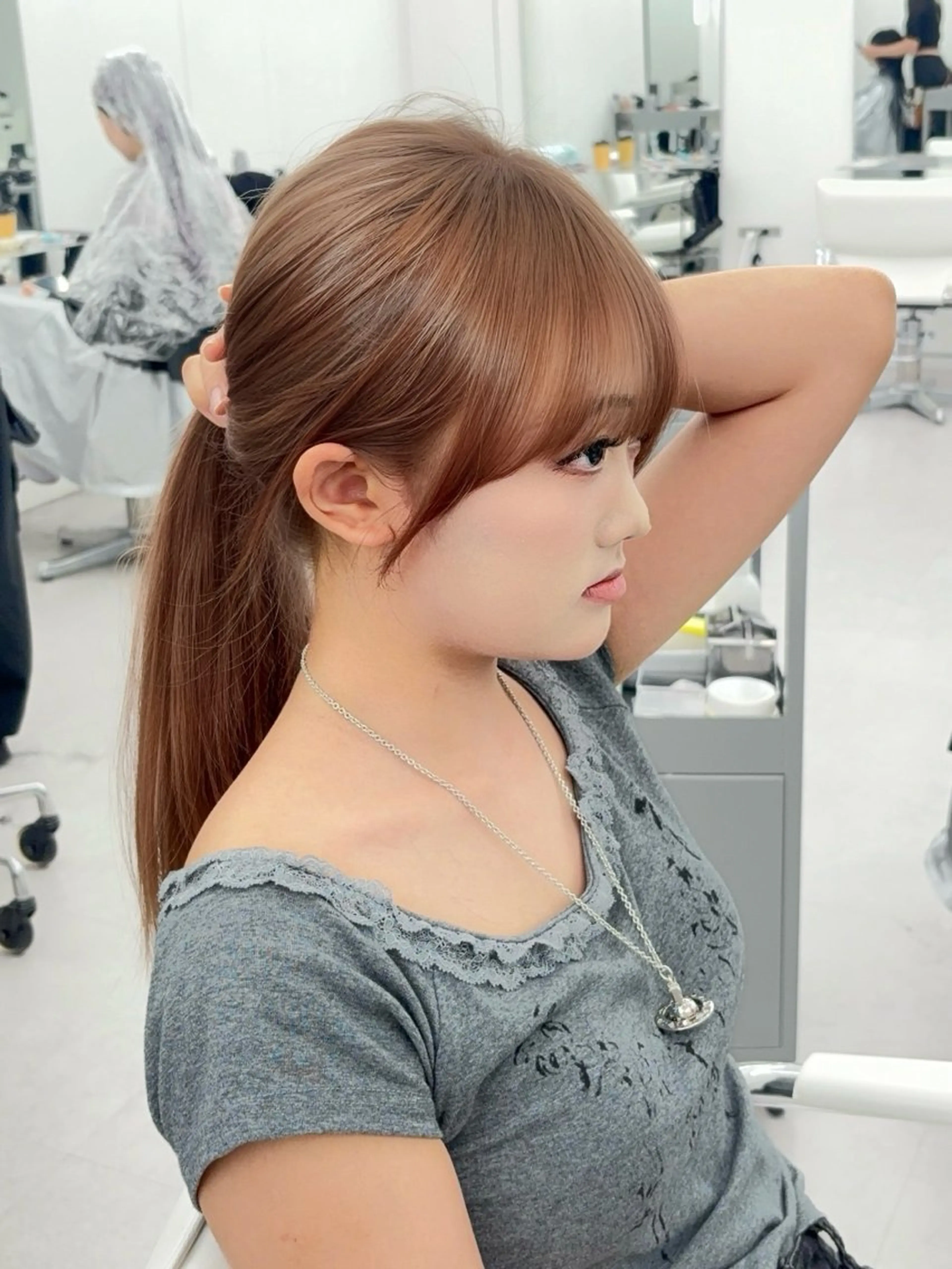 ロング カラー レイヤーカット 小顔カット カット ヘアカラー トリートメント 韓国ヘア/レイヤー/ 顔まわり足立遥奈のヘアスタイル