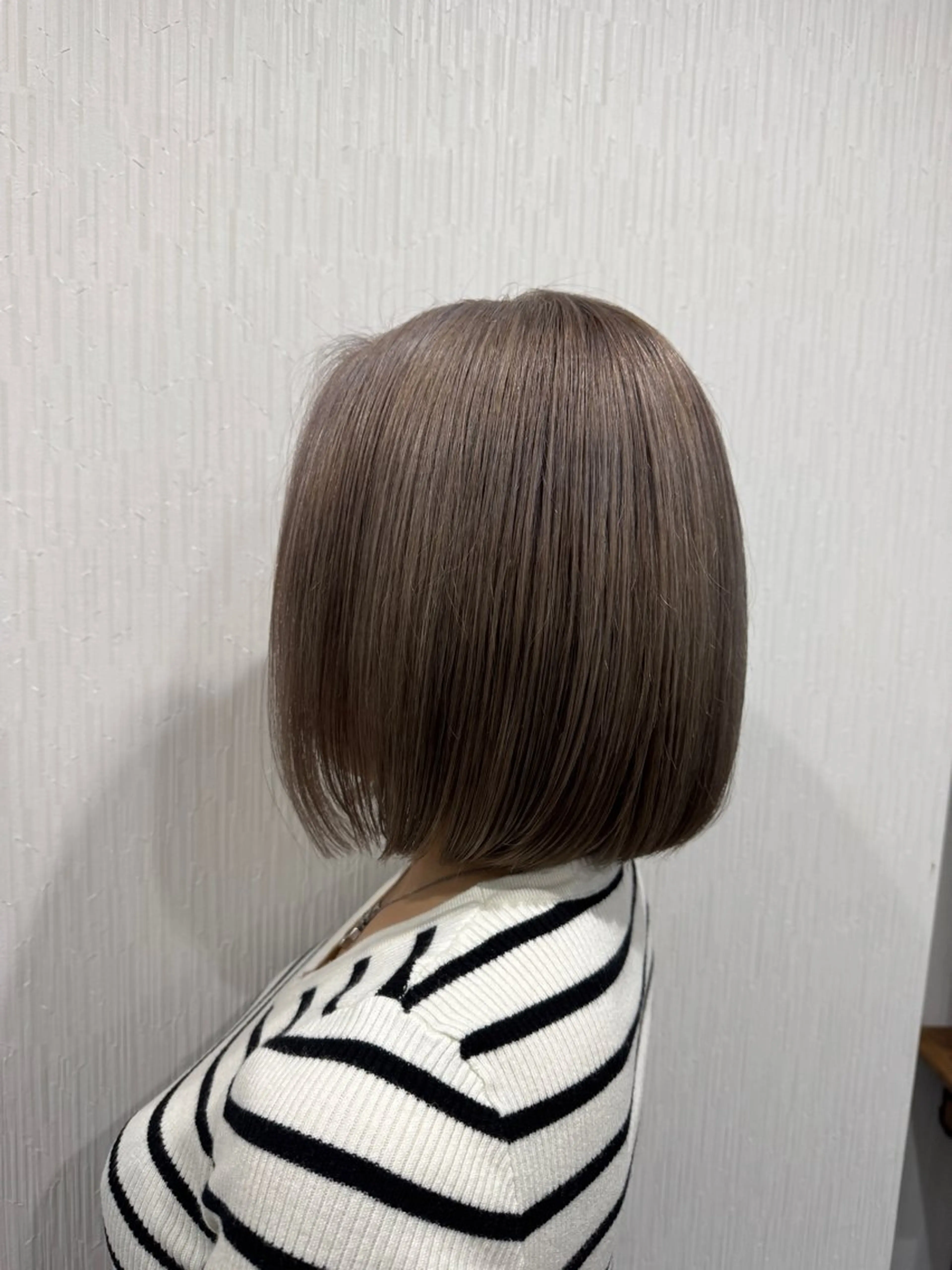 ⭐️ブリーチモデル+カラーモデル⭐️¥6600(肩上の方)ご希望の時間が空いてない場合でもご案内可能な場合がございます。の写真