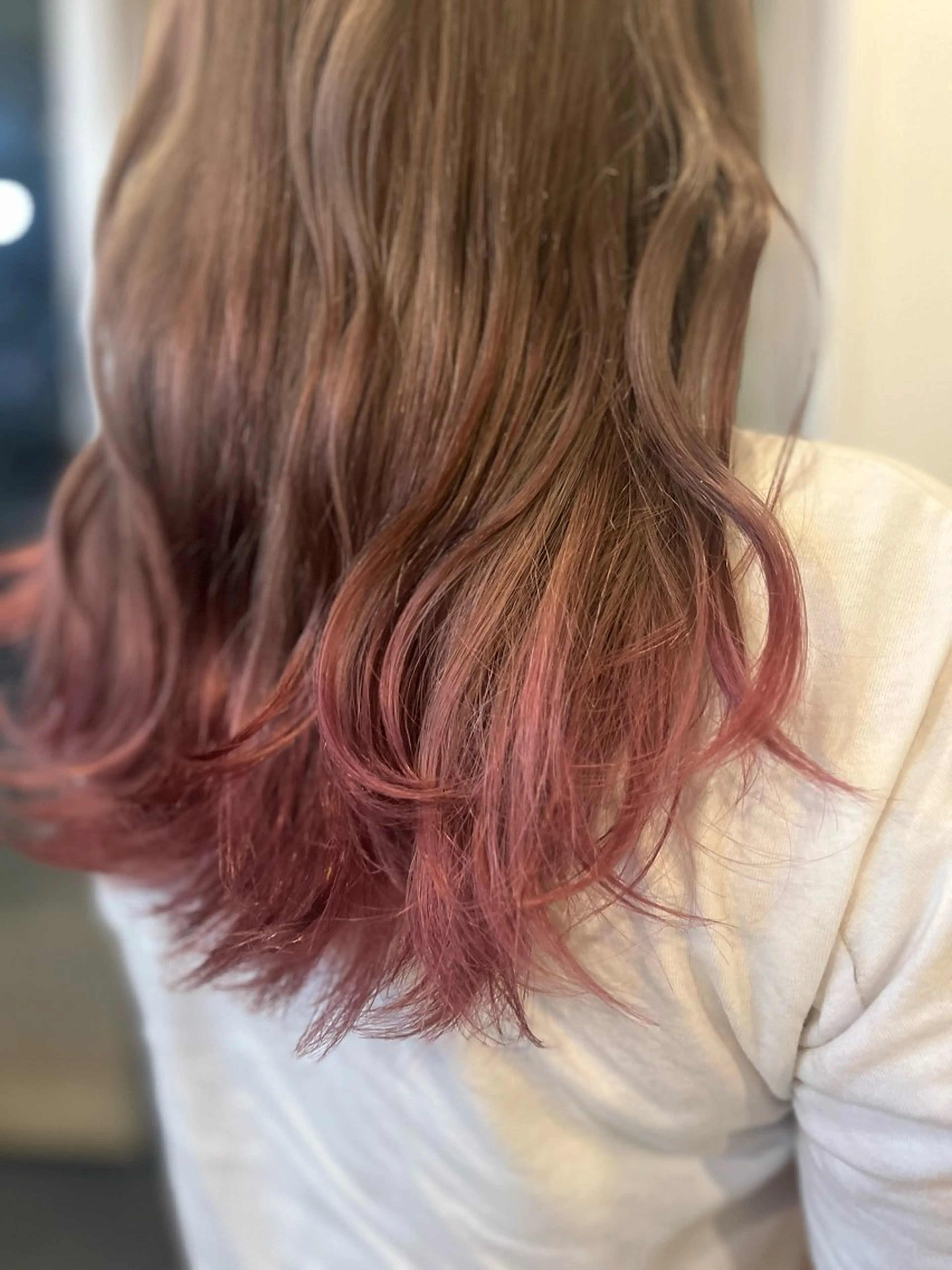 カラー G.O.A.T hair所属・Karen ✂︎GOAThairのヘアスタイル