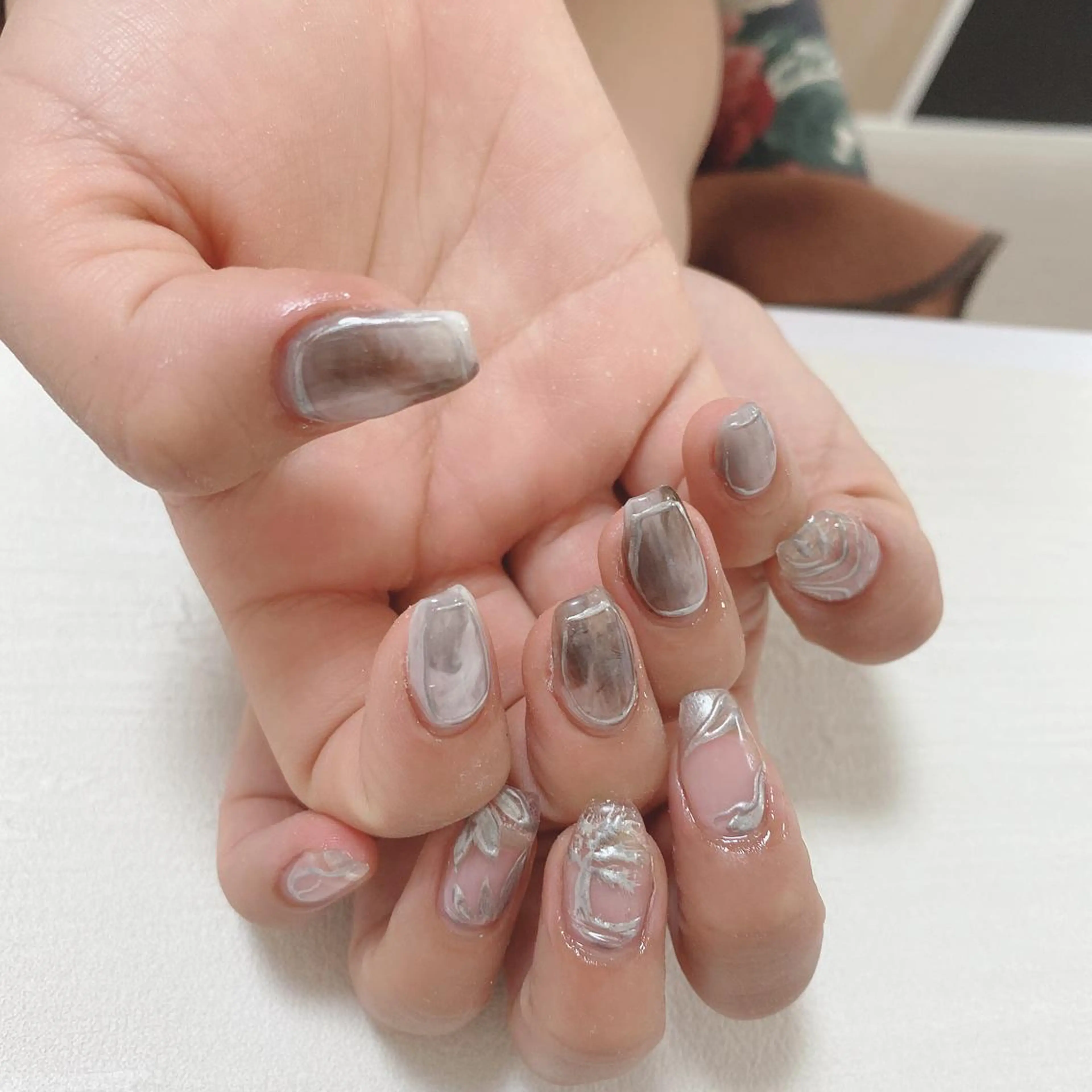 ネイル レ ティリンのネイルデザイン