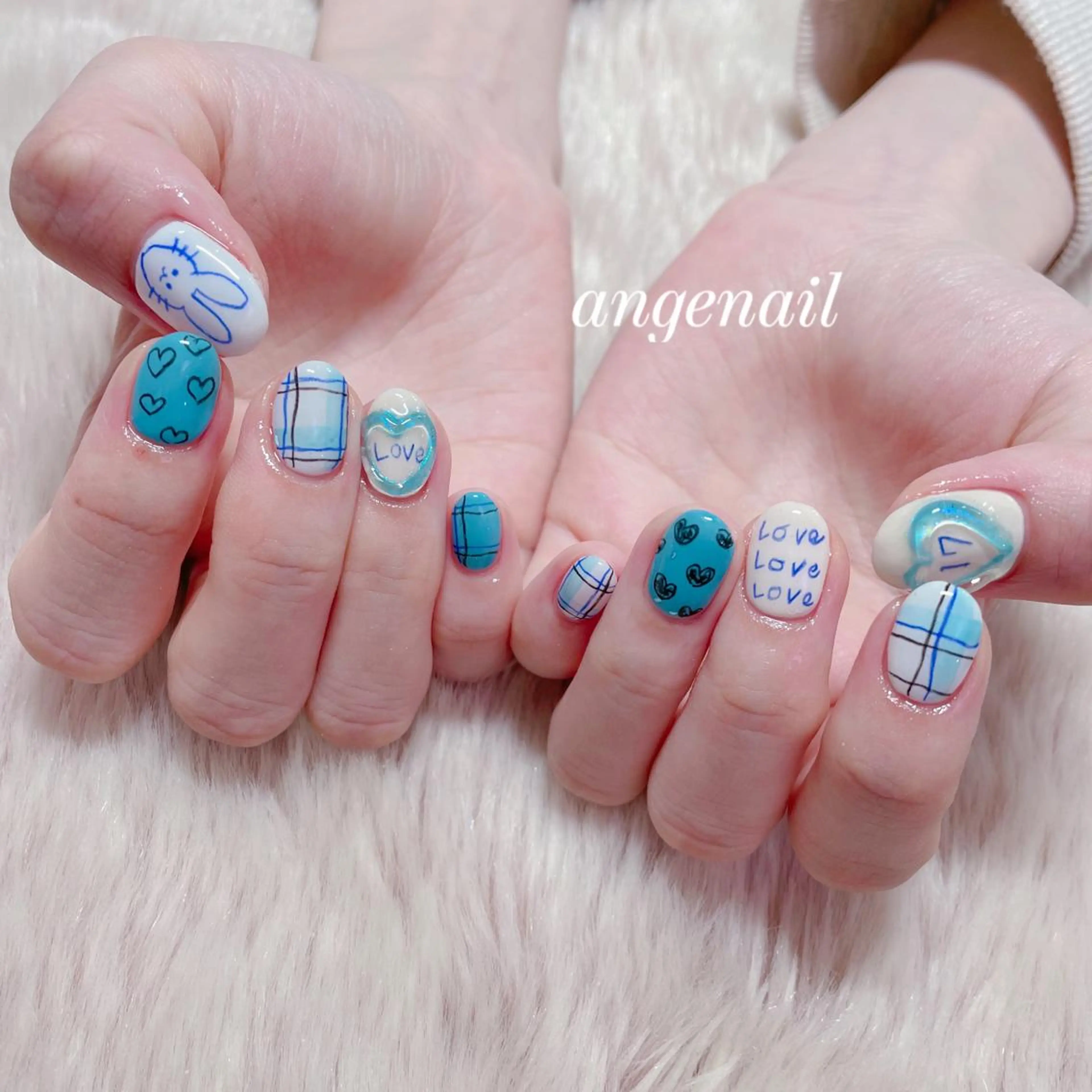 ネイル ハンドネイル オーナーネイリスト MAKIのネイルデザイン