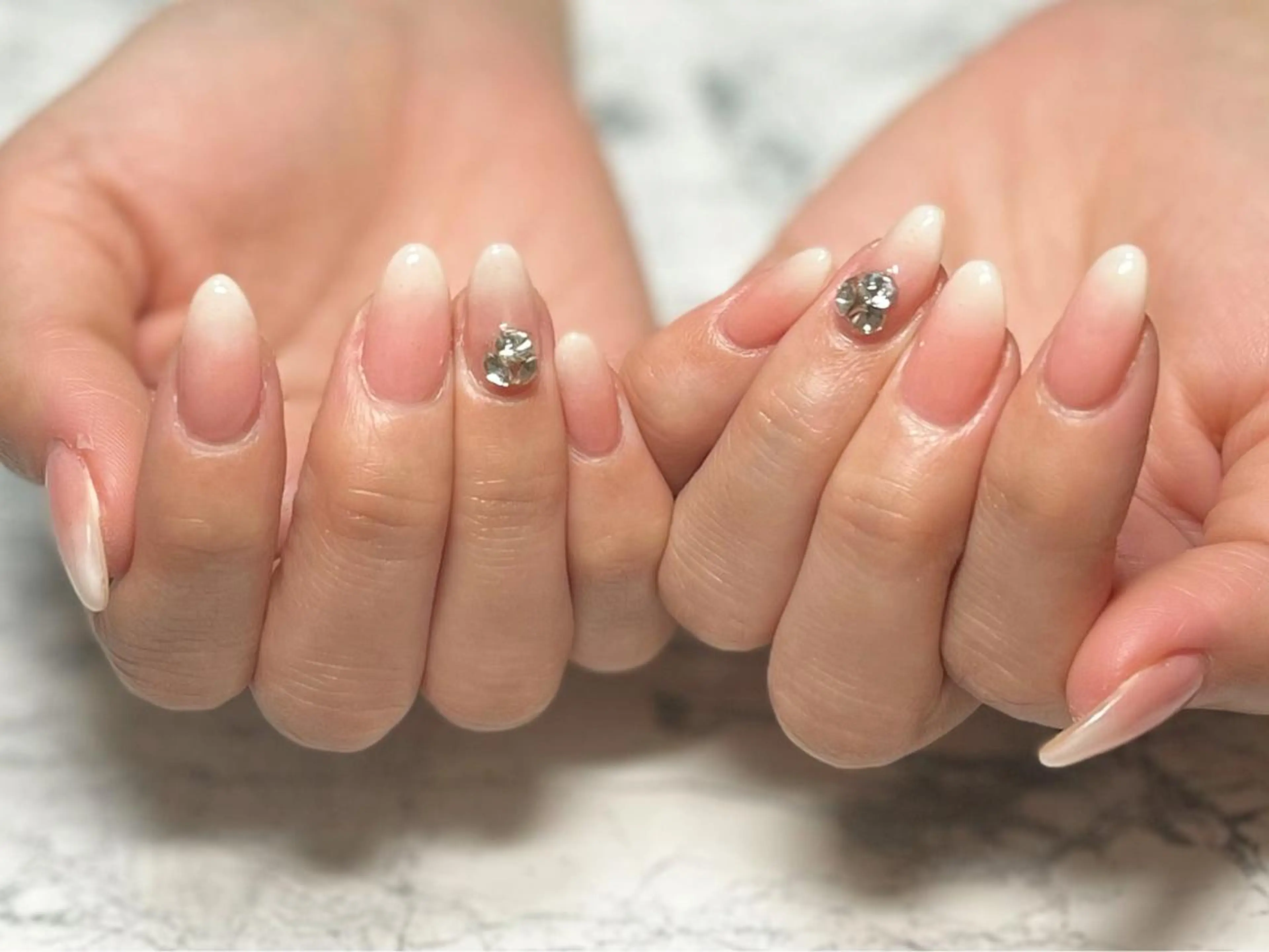 ネイル フットネイル グラデーション ニュアンスネイル シンプルネイル 春ネイル ネイル フフラ所属・nail fufla ♡yamane♡のネイルデザイン
