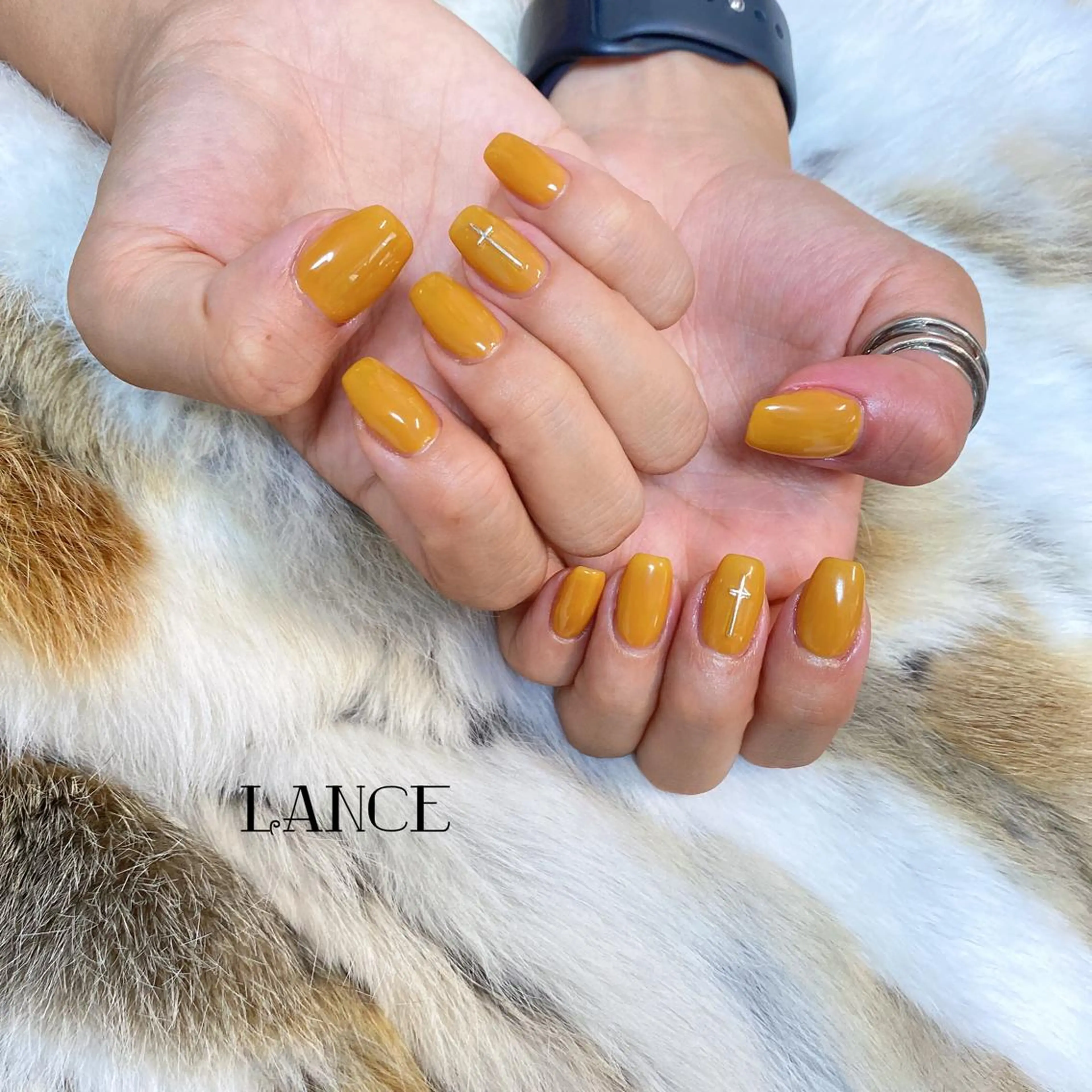 ミディアム ハンドネイル Lance nailのネイルデザイン