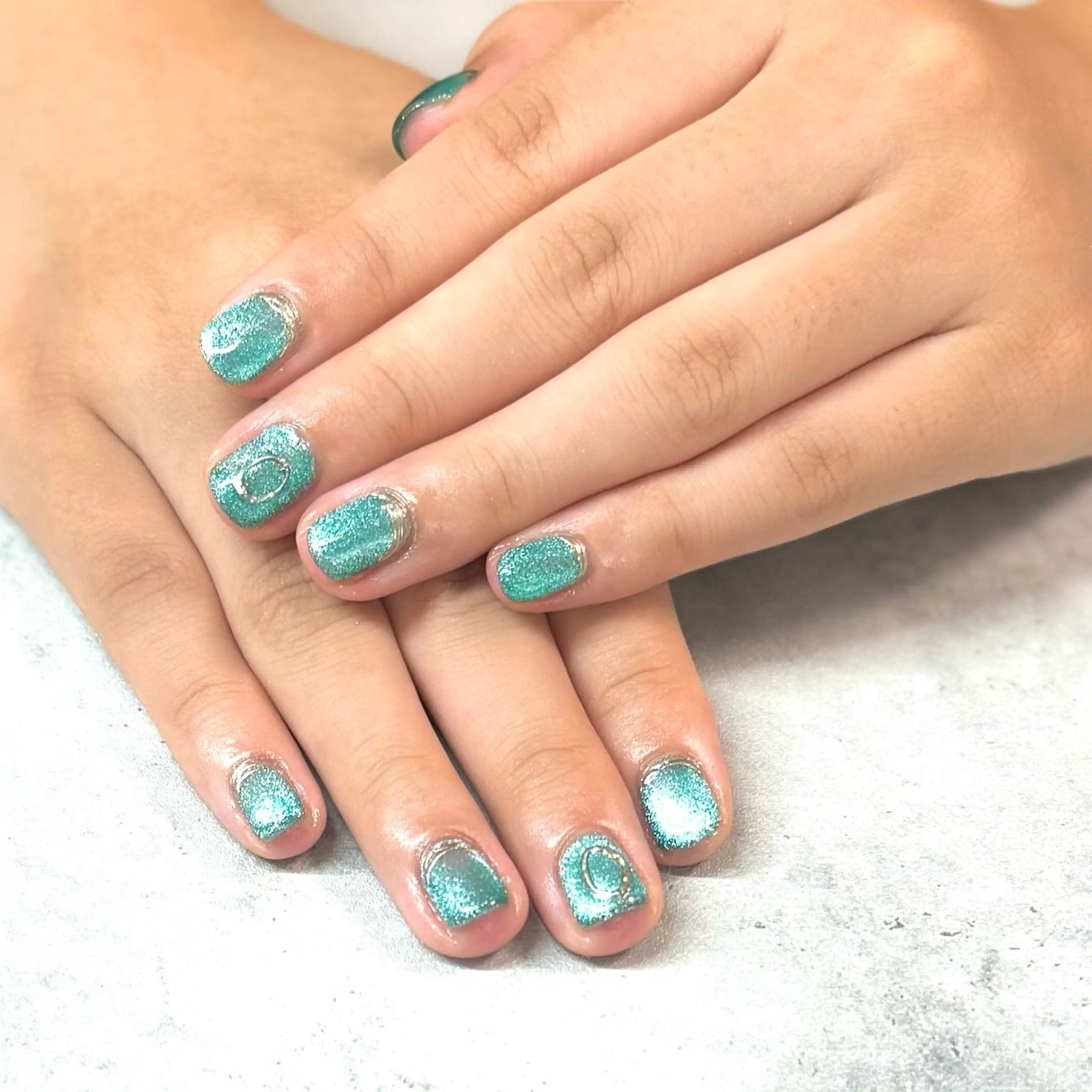 ネイル マグネットネイル ミラーネイル N.plus NaiLのネイルデザイン