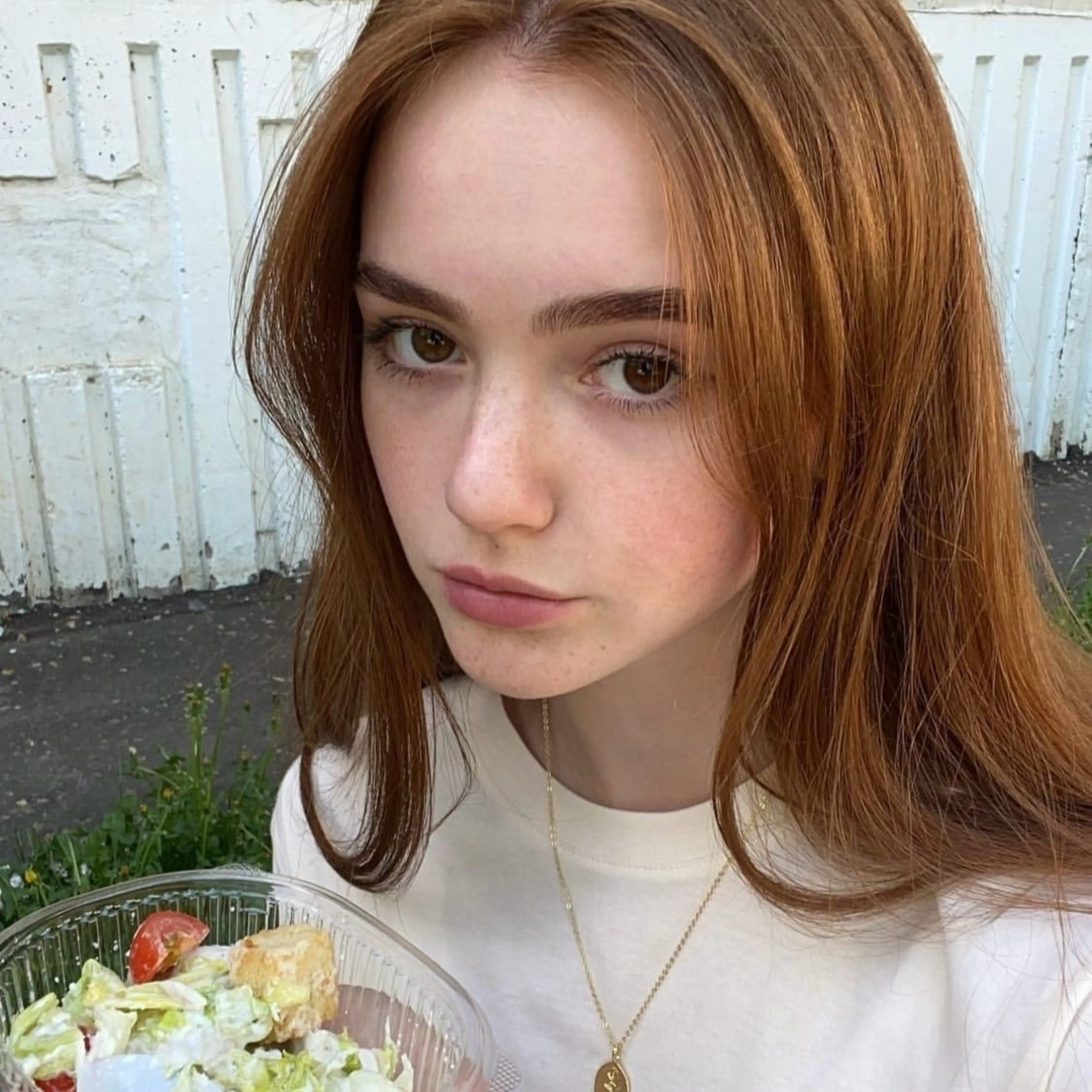 カラー 西村 絵美里のヘアスタイル