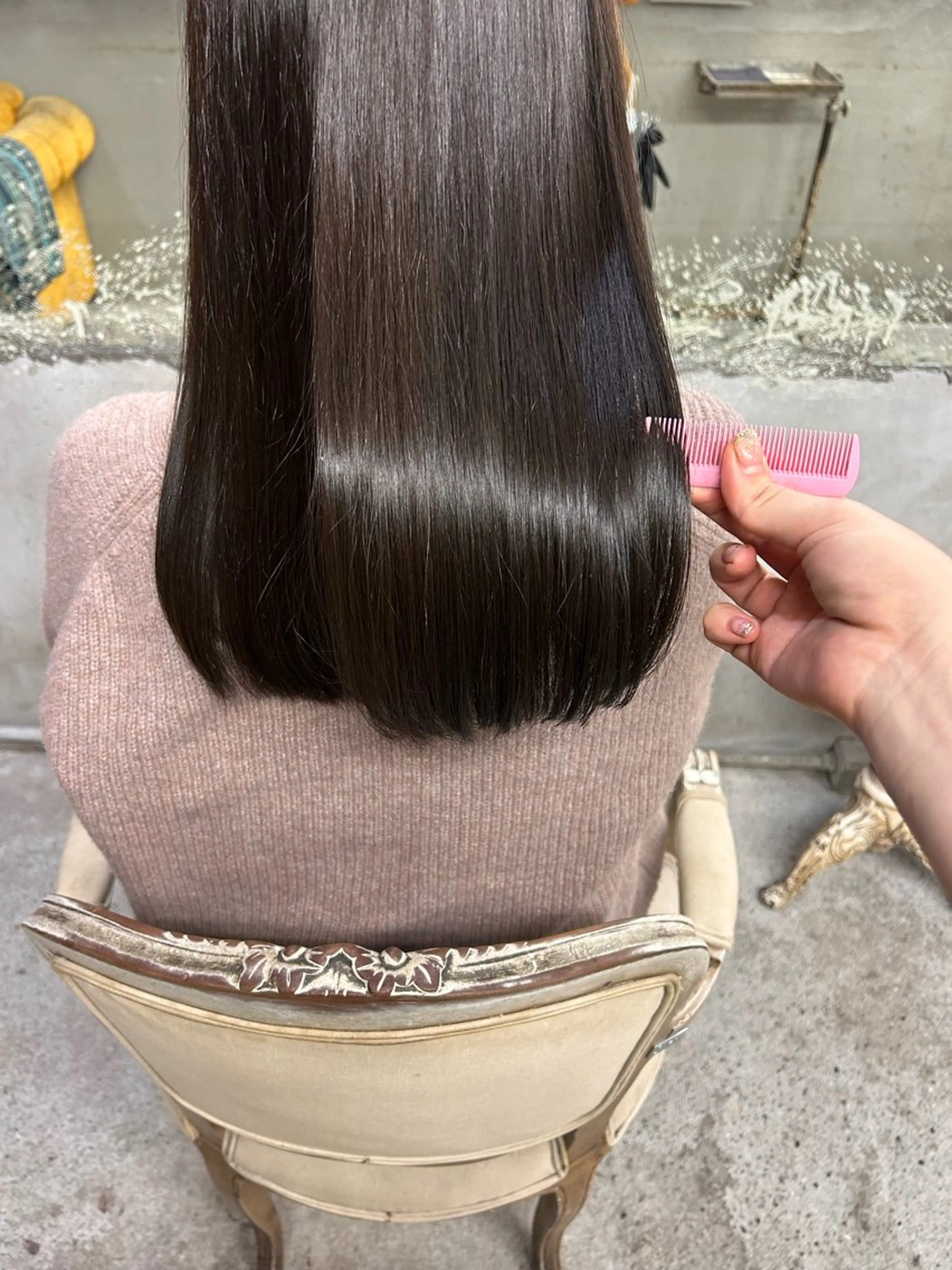 ミディアム カラー アッシュ 透明感カラー 髪質改善 トリートメント お任せヘア☘️☘️ 及川渚のヘアスタイル