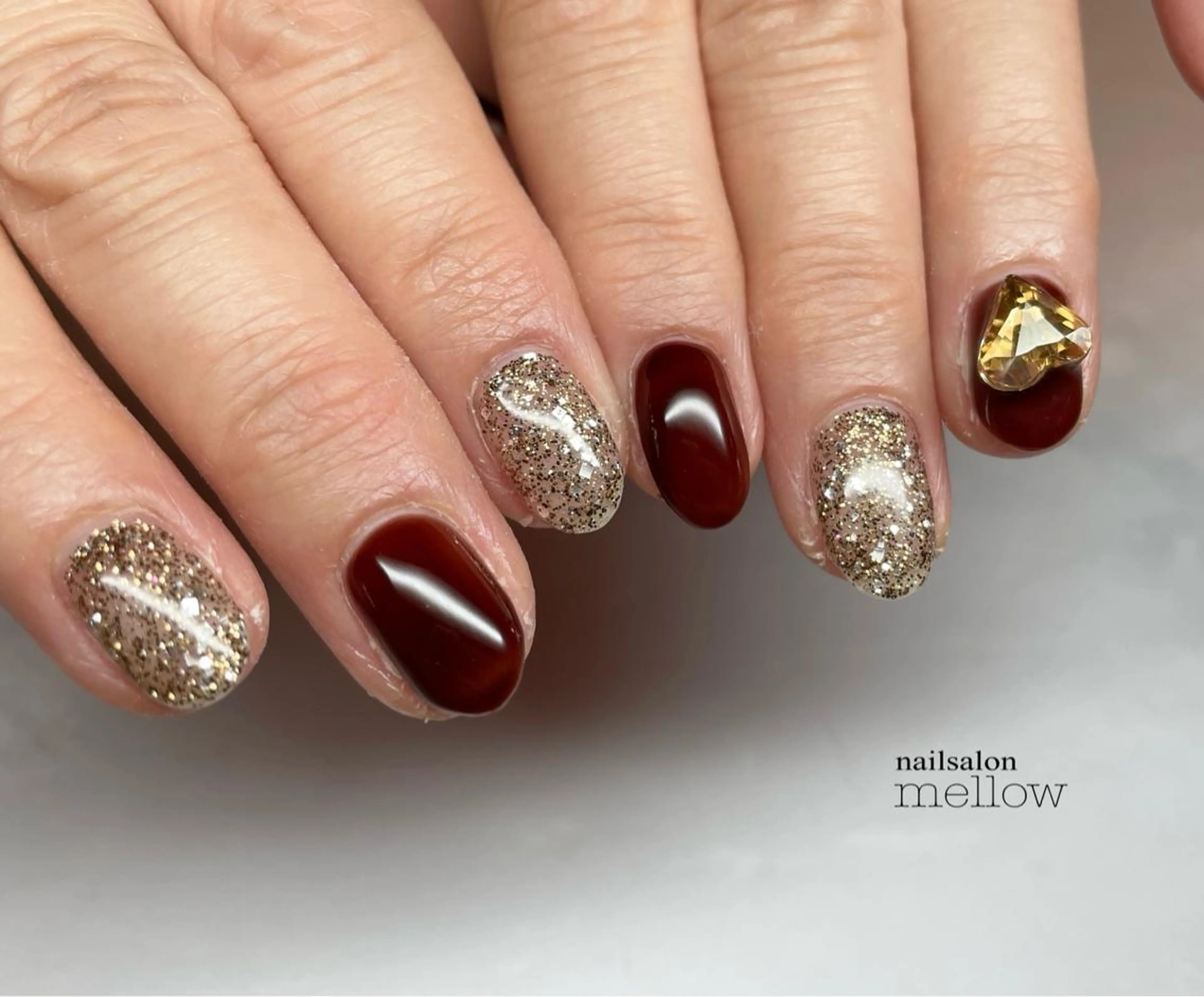 ネイル ブラウン バレンタイン 大山 浩美のネイルデザイン