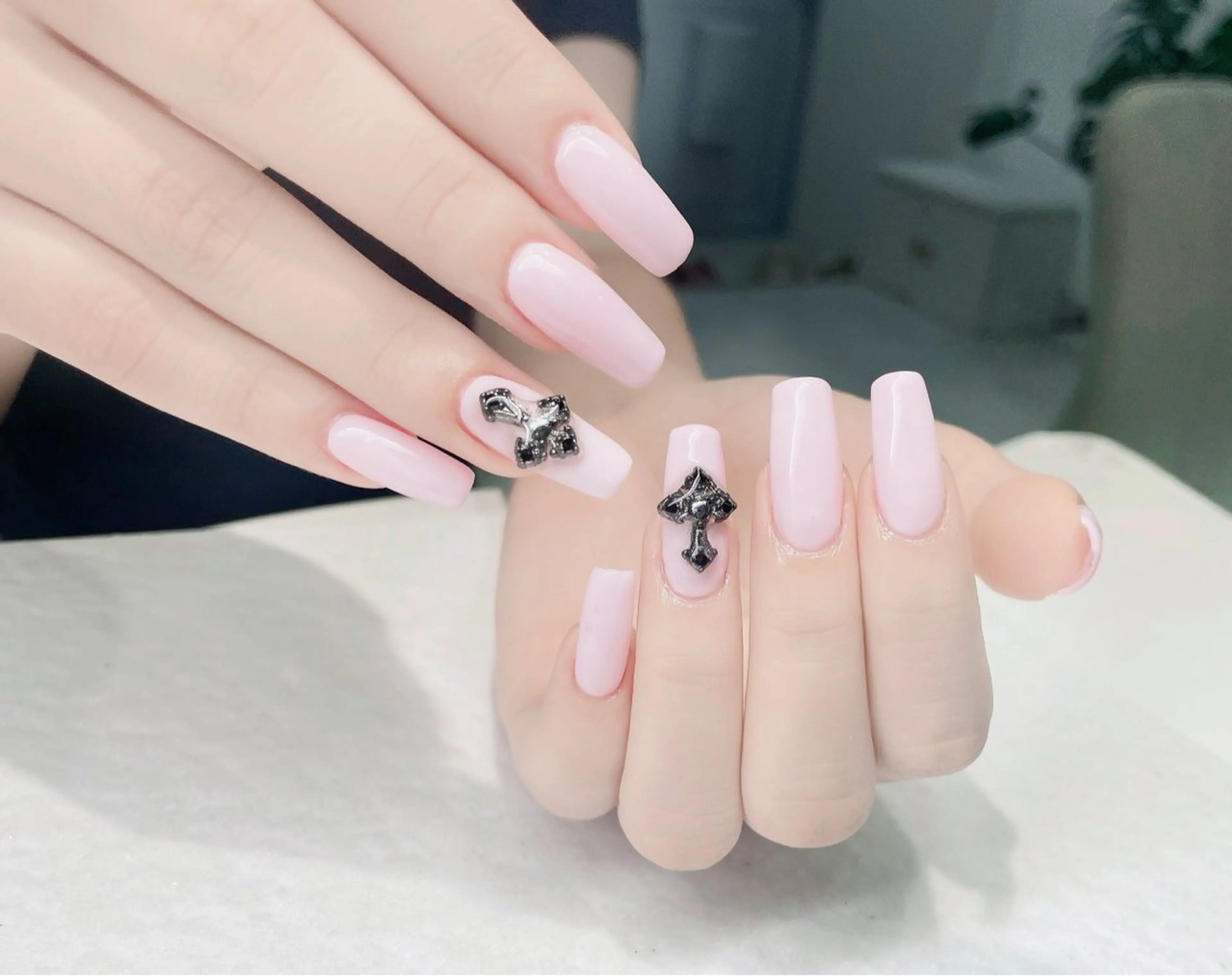 ネイル アートネイル チークネイル 韓国ネイル マグネットネイル シンプルネイル Nails168 ネイルズイロハのネイルデザイン