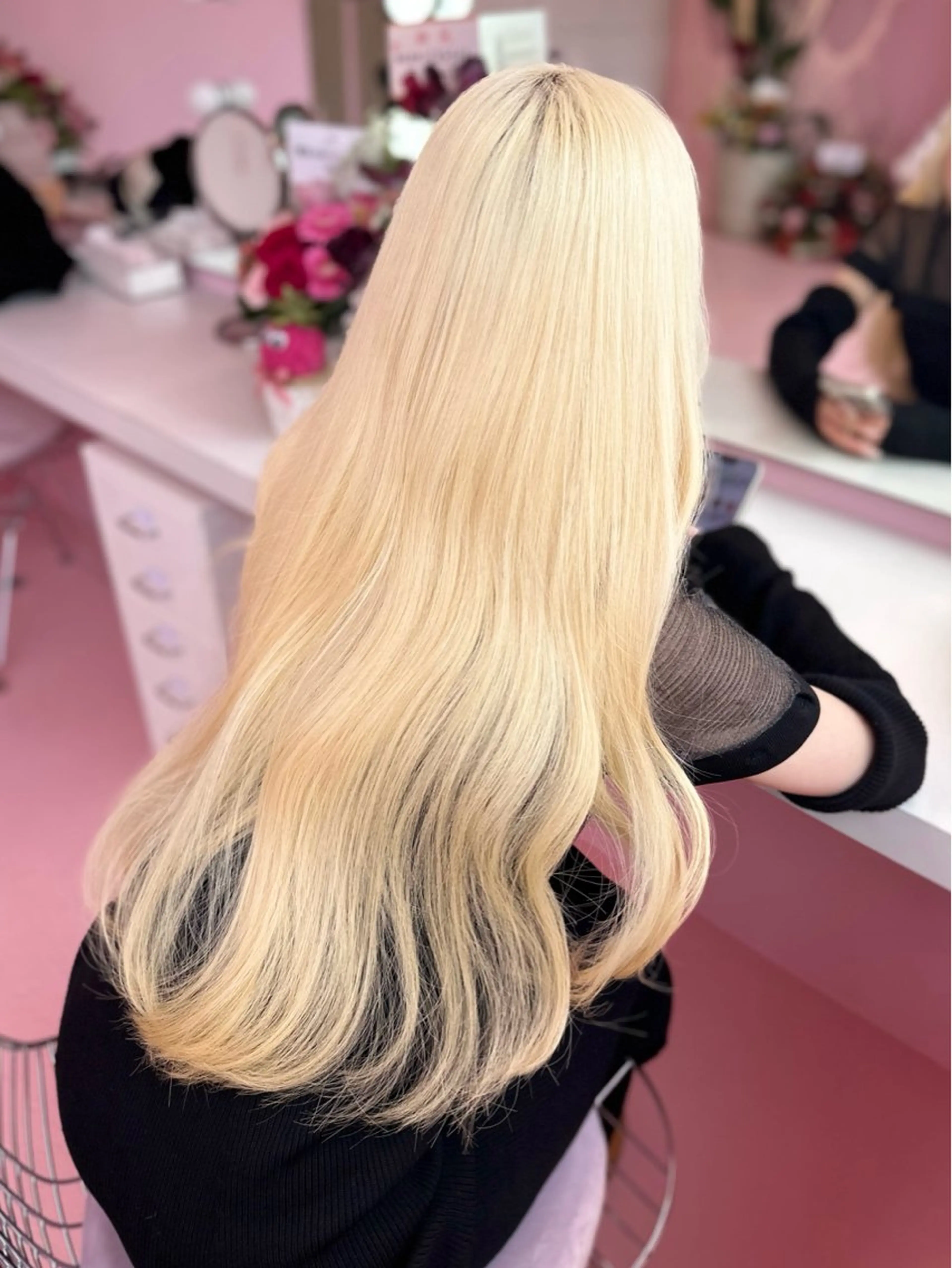 ロング sara/名古屋 ／ハイトーンのヘアスタイル