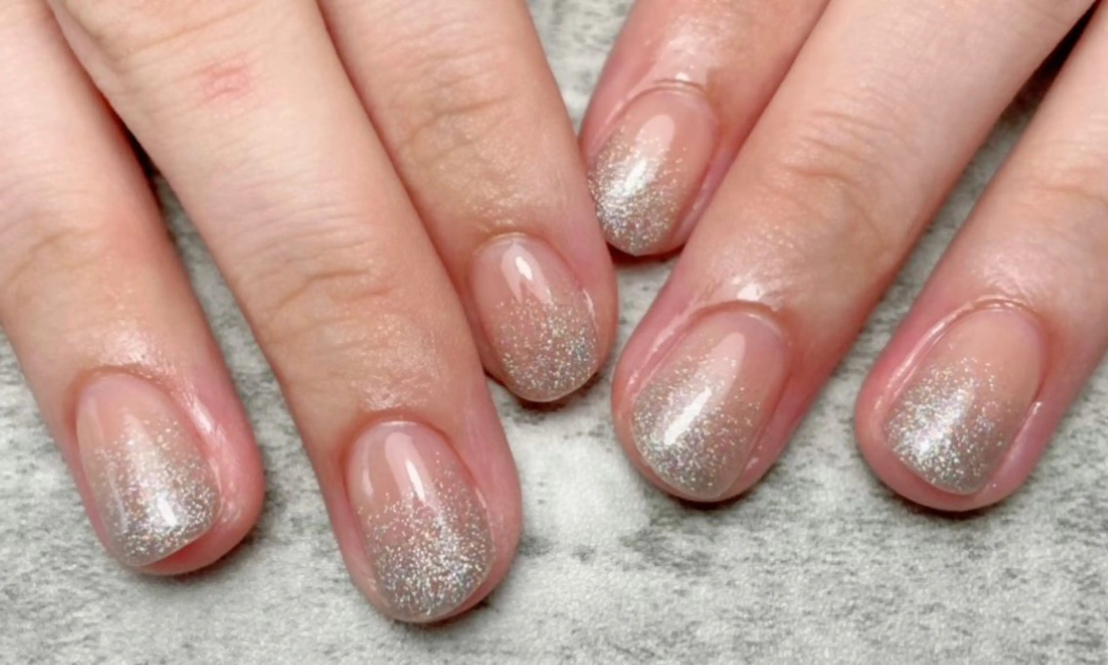 ショート ネイルサロン　ビーズ所属・トータルビューティー サロンビーズ すずのネイルデザイン