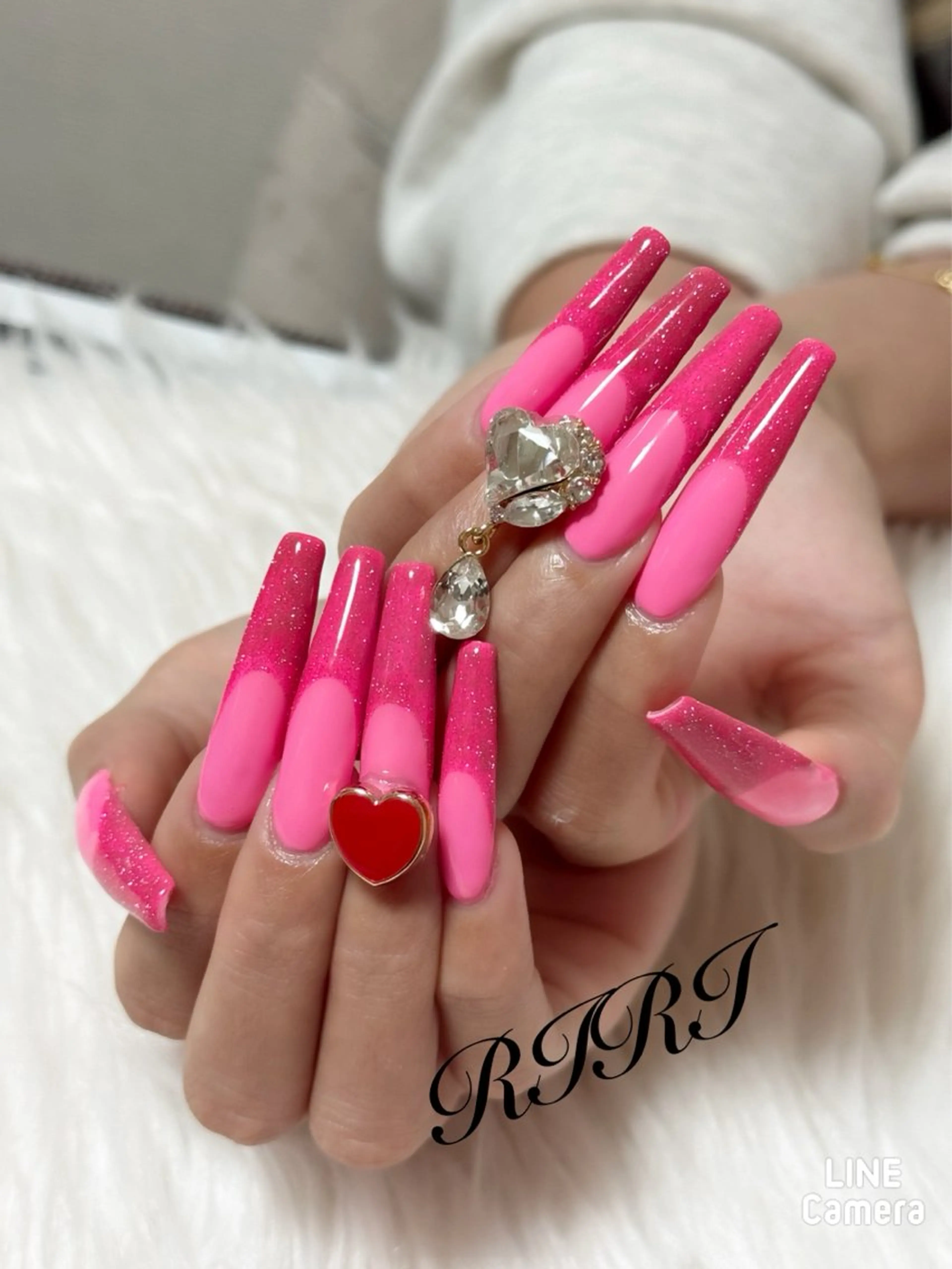 ネイル ジェルネイル ロングネイル ピンク スカルプネイル シンプルネイル ハンドネイル riri オーナーのネイルデザイン