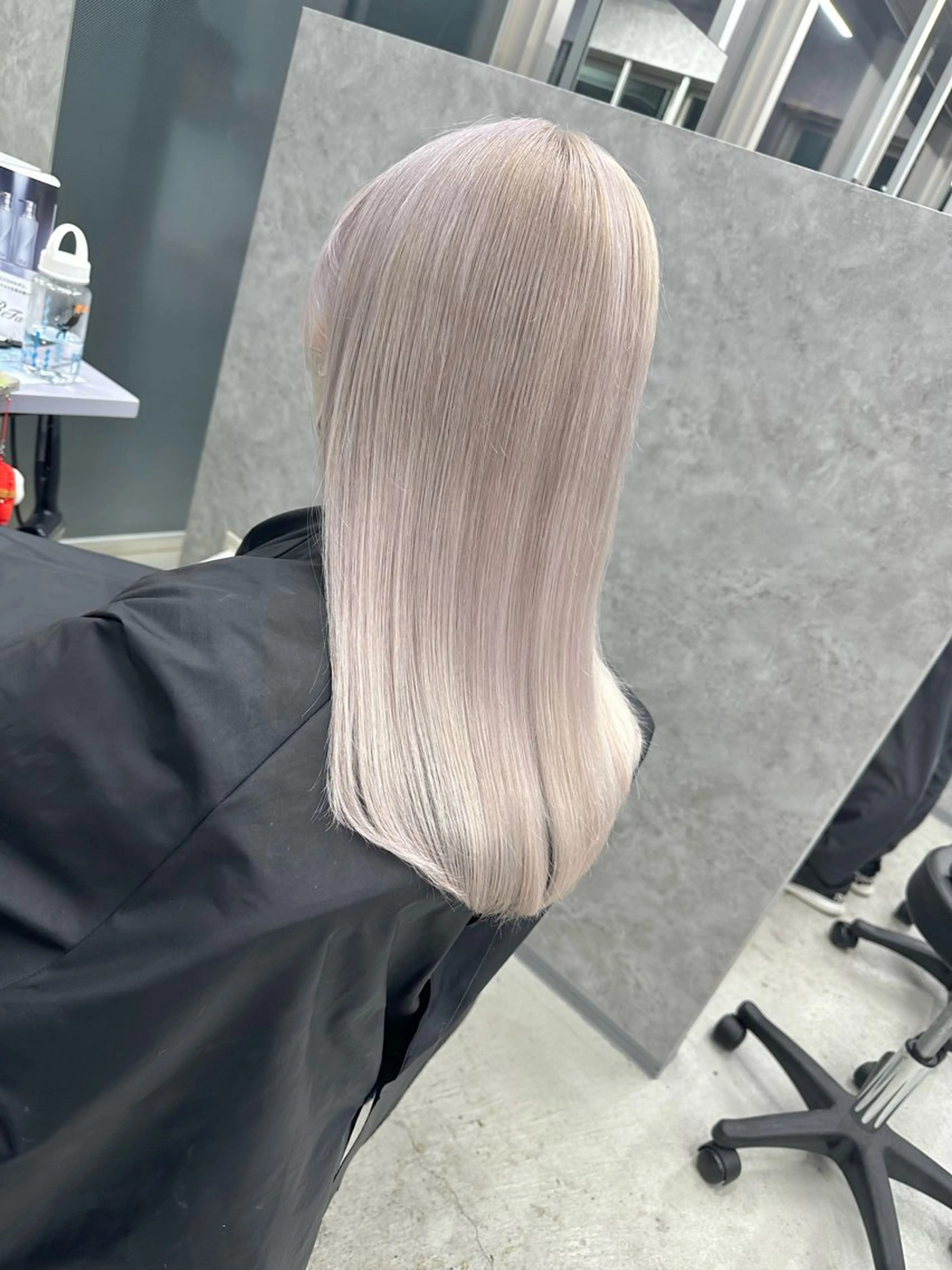 ロング カラー ブリーチ ハイトーンカラー ピンクカラー ヘアカラー Forest. -髪質改善-のヘアスタイル