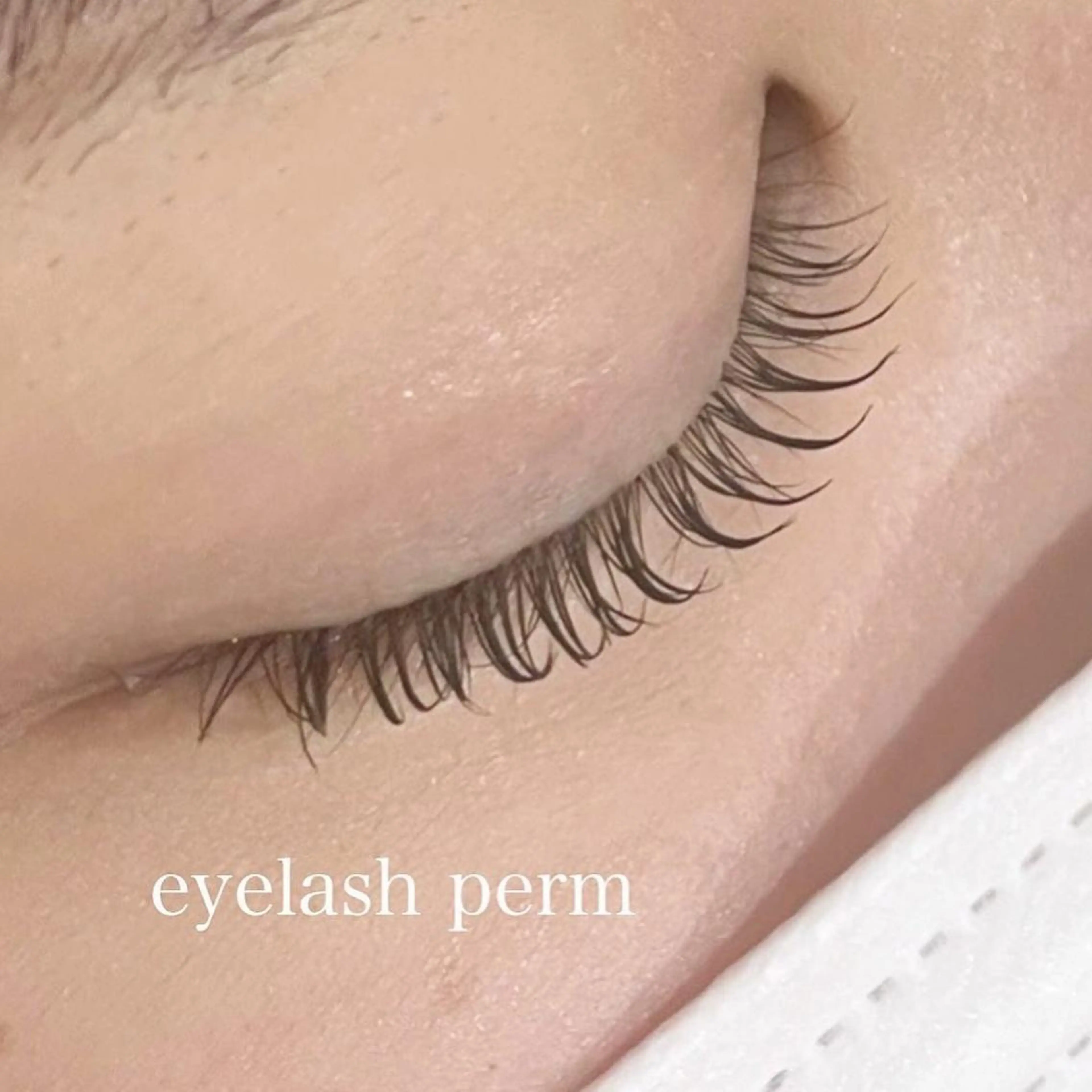 ショート カラー パーマ ヘアアレンジ メンズ キッズ ネイル マツエク・マツパ メンズハイライト メンズインナーカラー メンズパーマ アクアカラー ベージュカラー Saffyハリウッド トリートメント◎のヘアスタイル