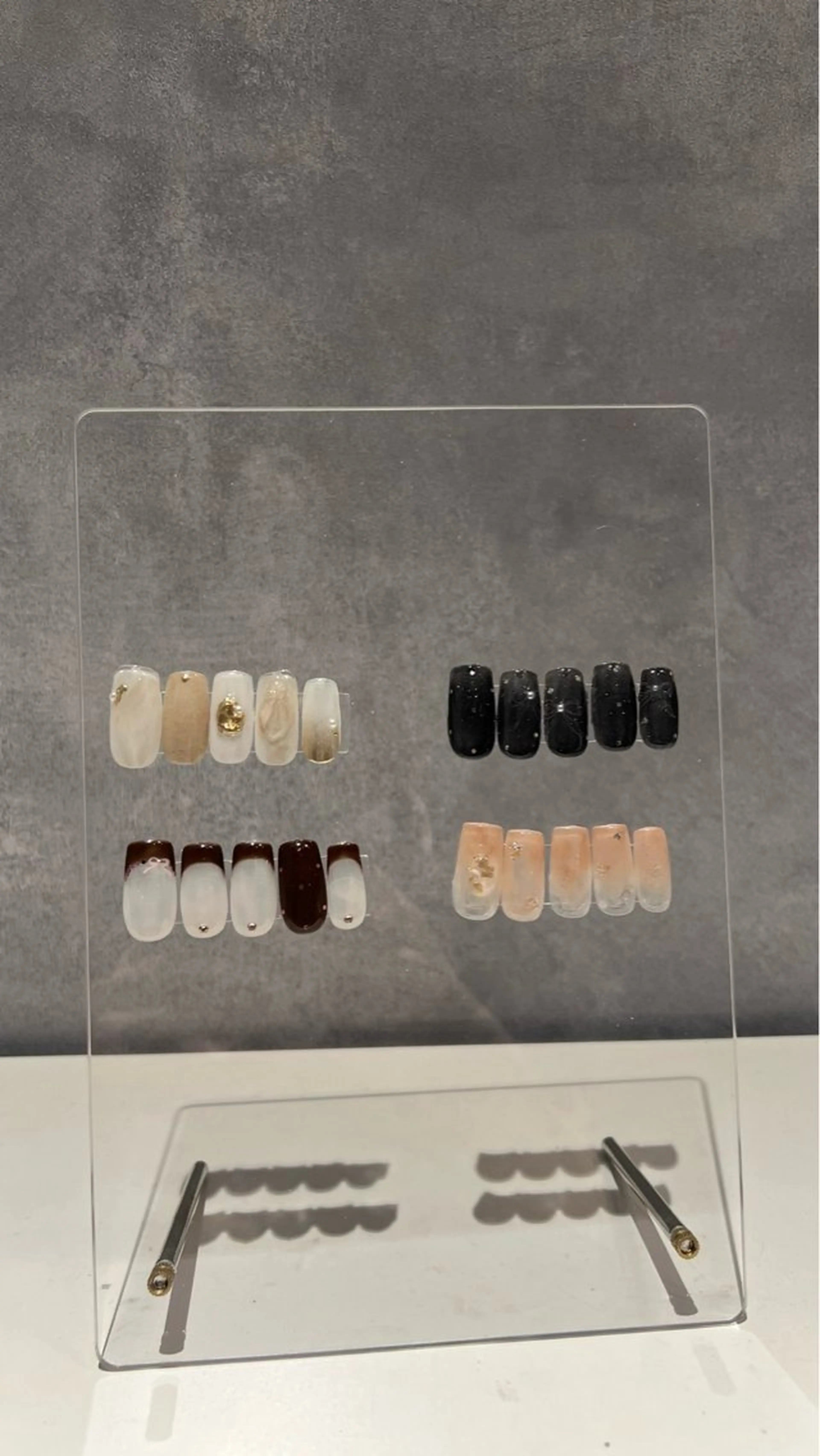 ネイル ハンドネイル 石川 萌香のネイルデザイン