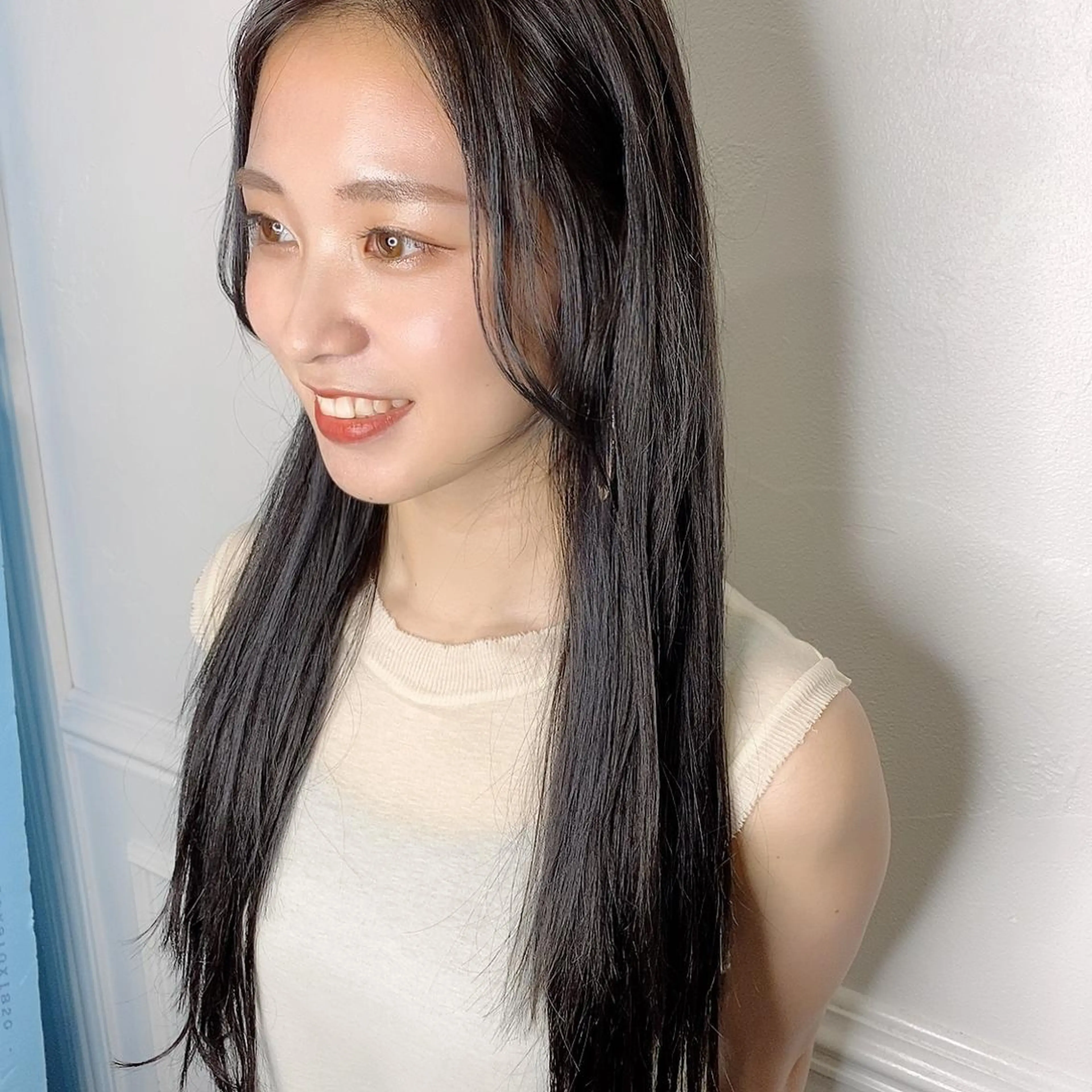 ロング カラー ヘアアレンジ エクステ 韓国レイヤーカット/ 儚げカラーチナツのヘアスタイル