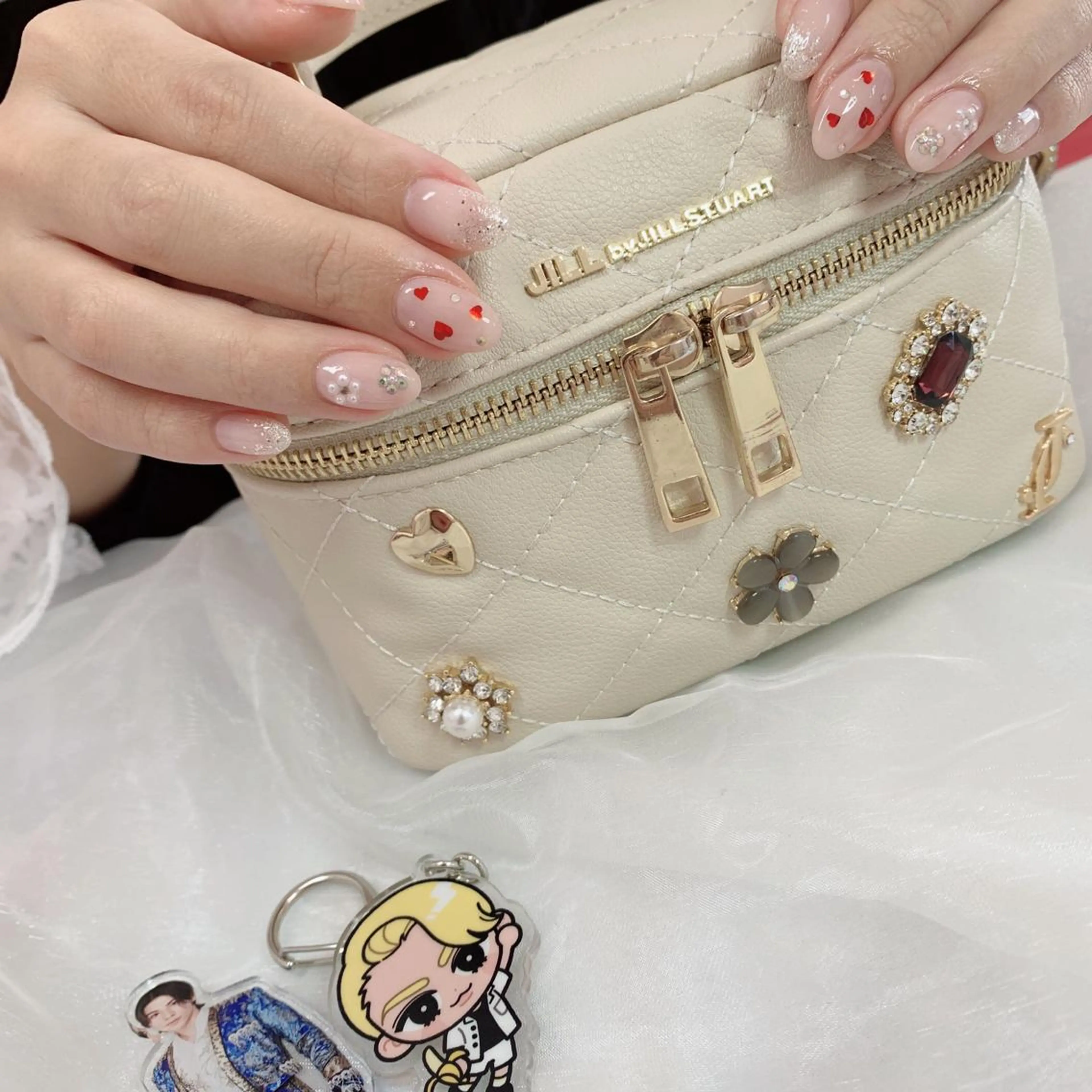 ネイル ハンドネイル La neige* yuki 🥯🍑のネイルデザイン