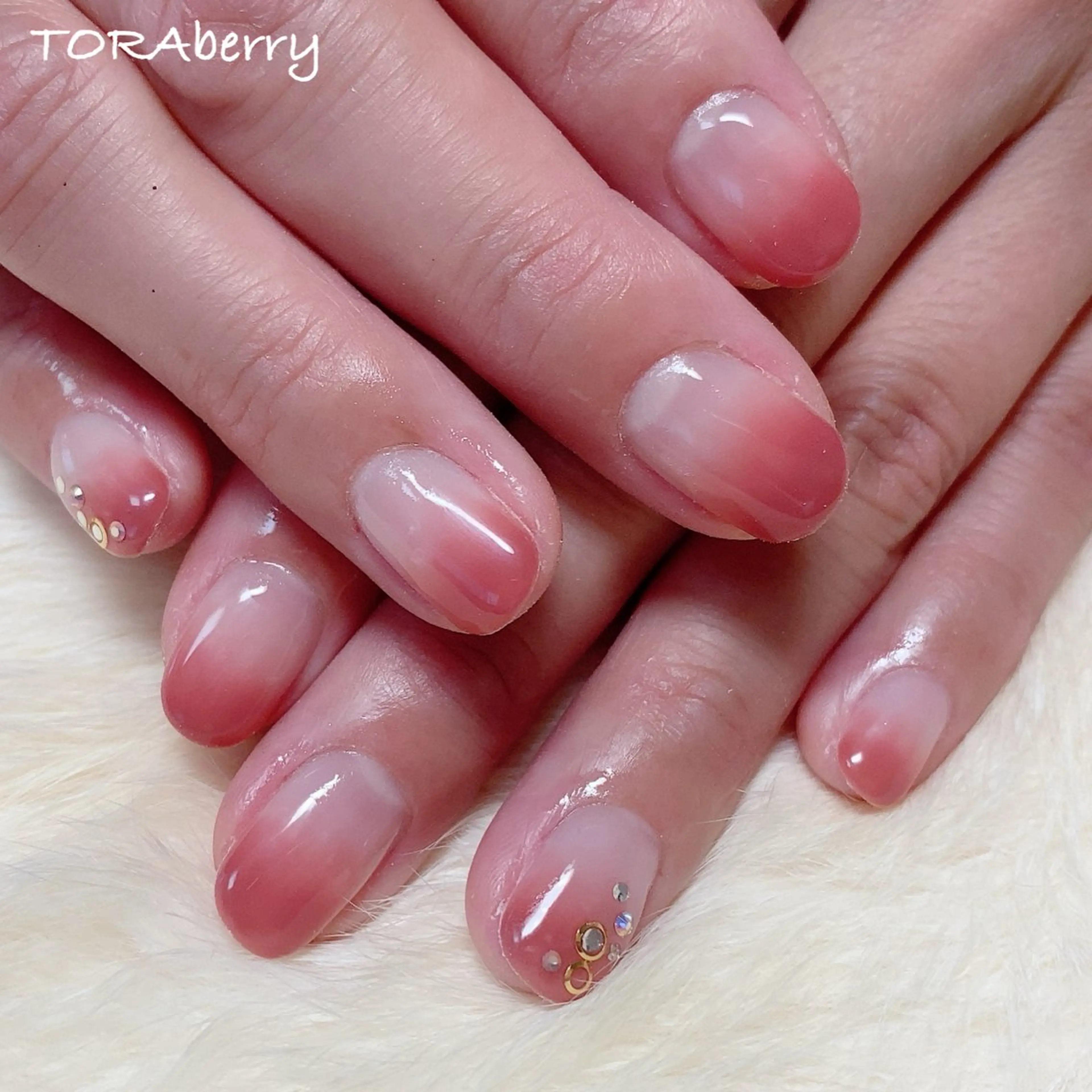 ネイル ハンドネイル ネイリスト なつみのネイルデザイン