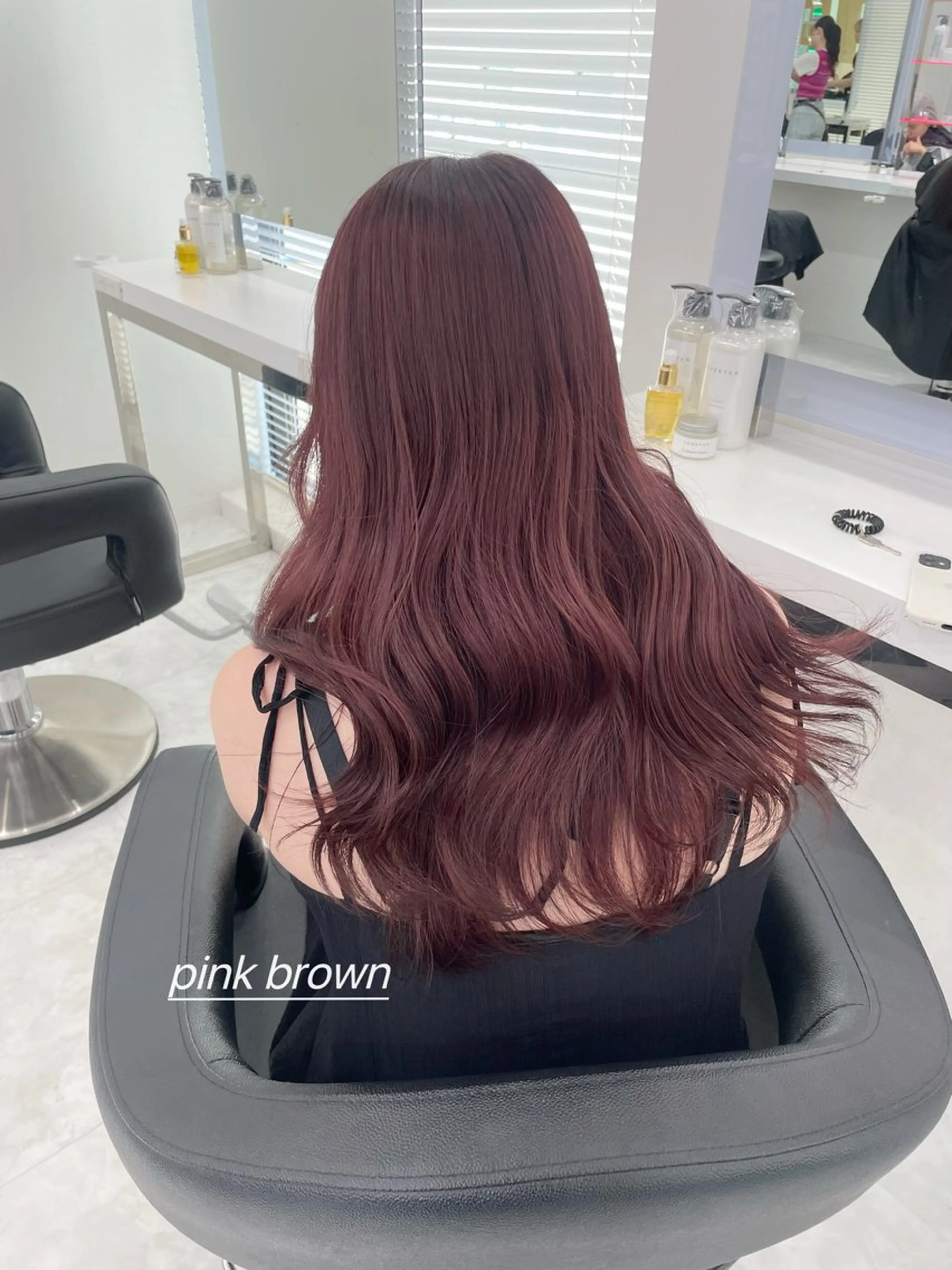 セミロング カラー ヘアアレンジ Ella所属・nana【艶髪】/ レイヤー/縮毛矯正のヘアスタイル