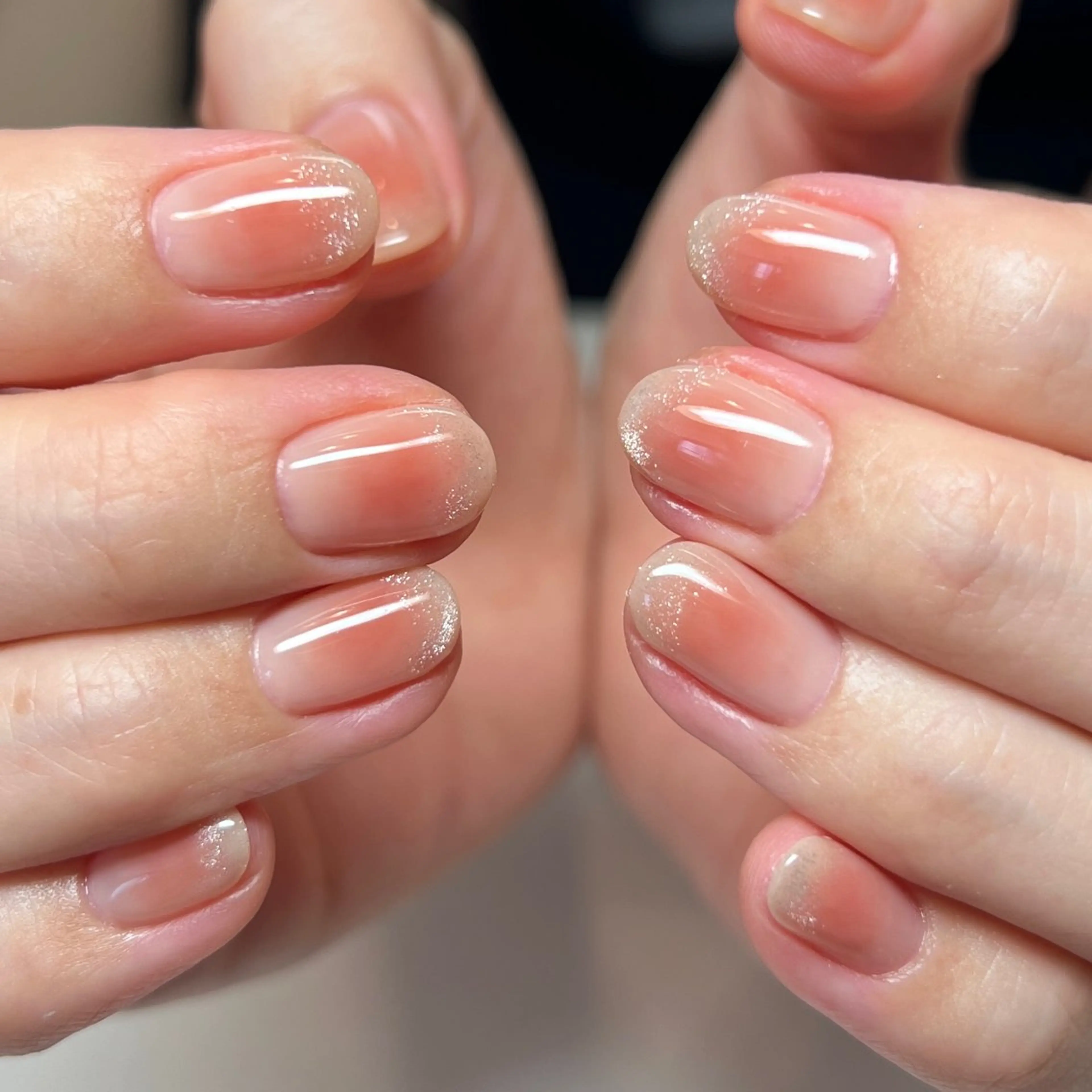 ネイル チークネイル フレンチネイル マグネットネイル マグネットフレンチ 持ち込み ハンドネイル REHTOF ｜朝7時Open☀️のネイルデザイン