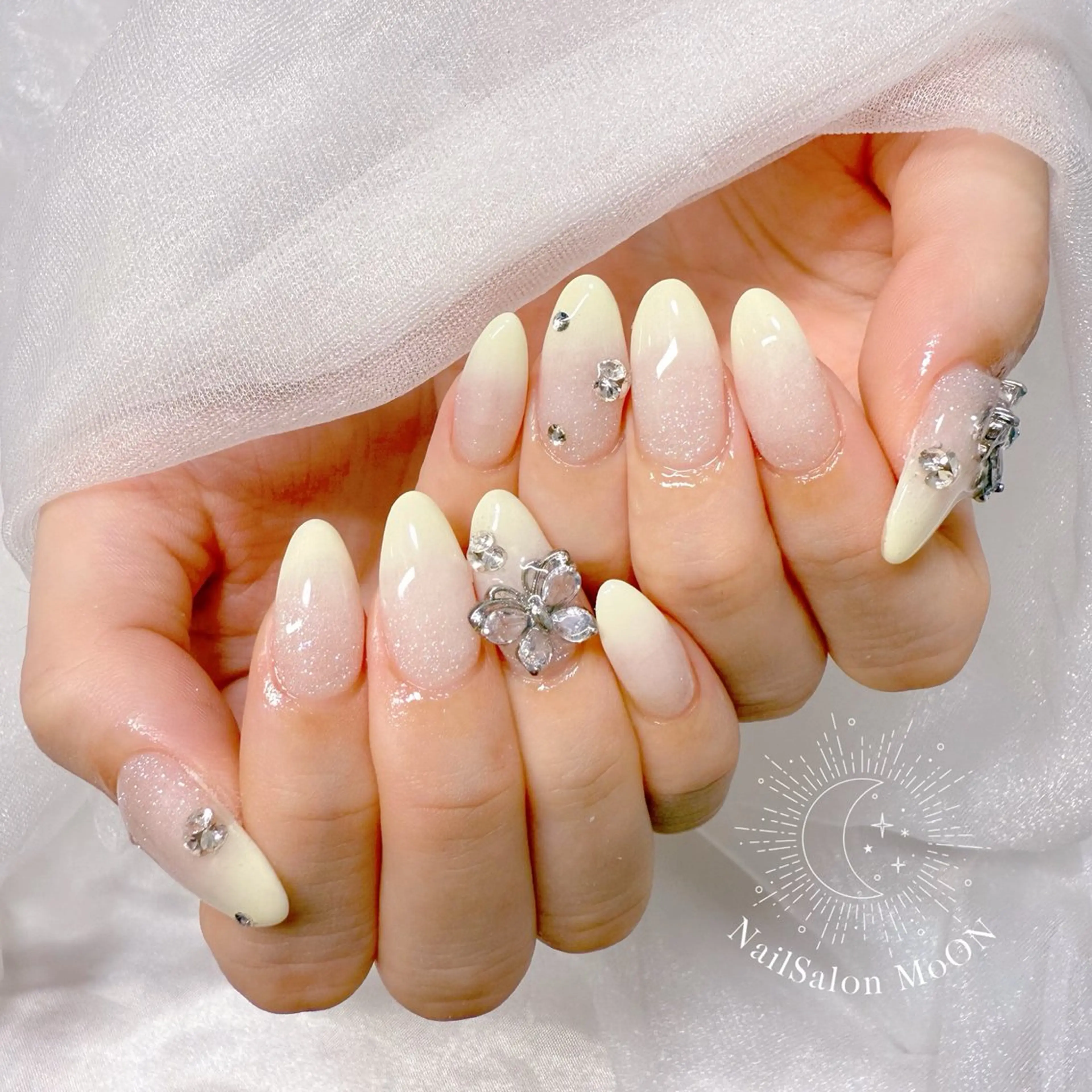 ネイル グラデーション ハンドネイル ハンドケア MoON...❤︎ MeGuのネイルデザイン