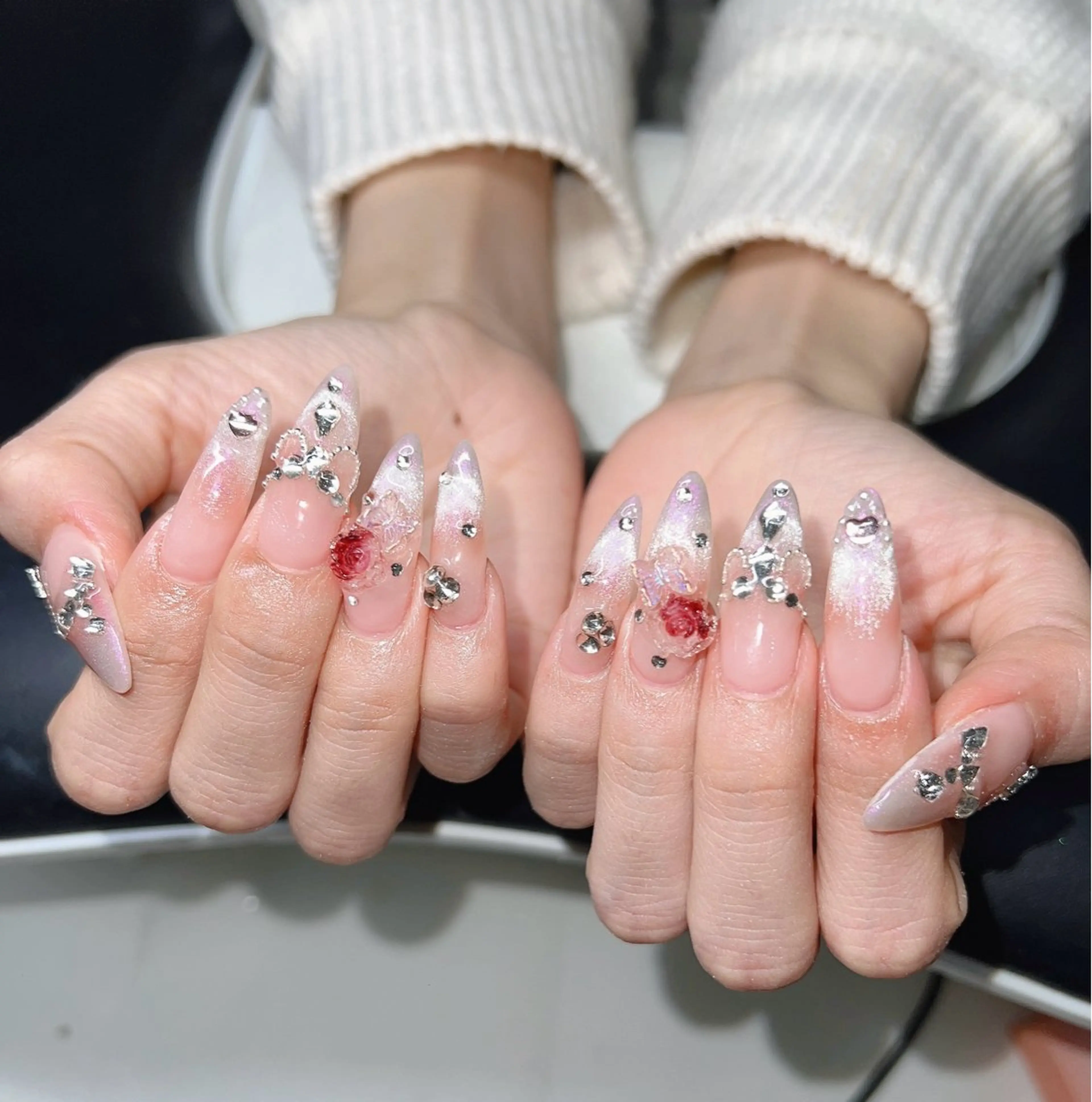 ネイル ハンドネイル Lee Nailsのネイルデザイン